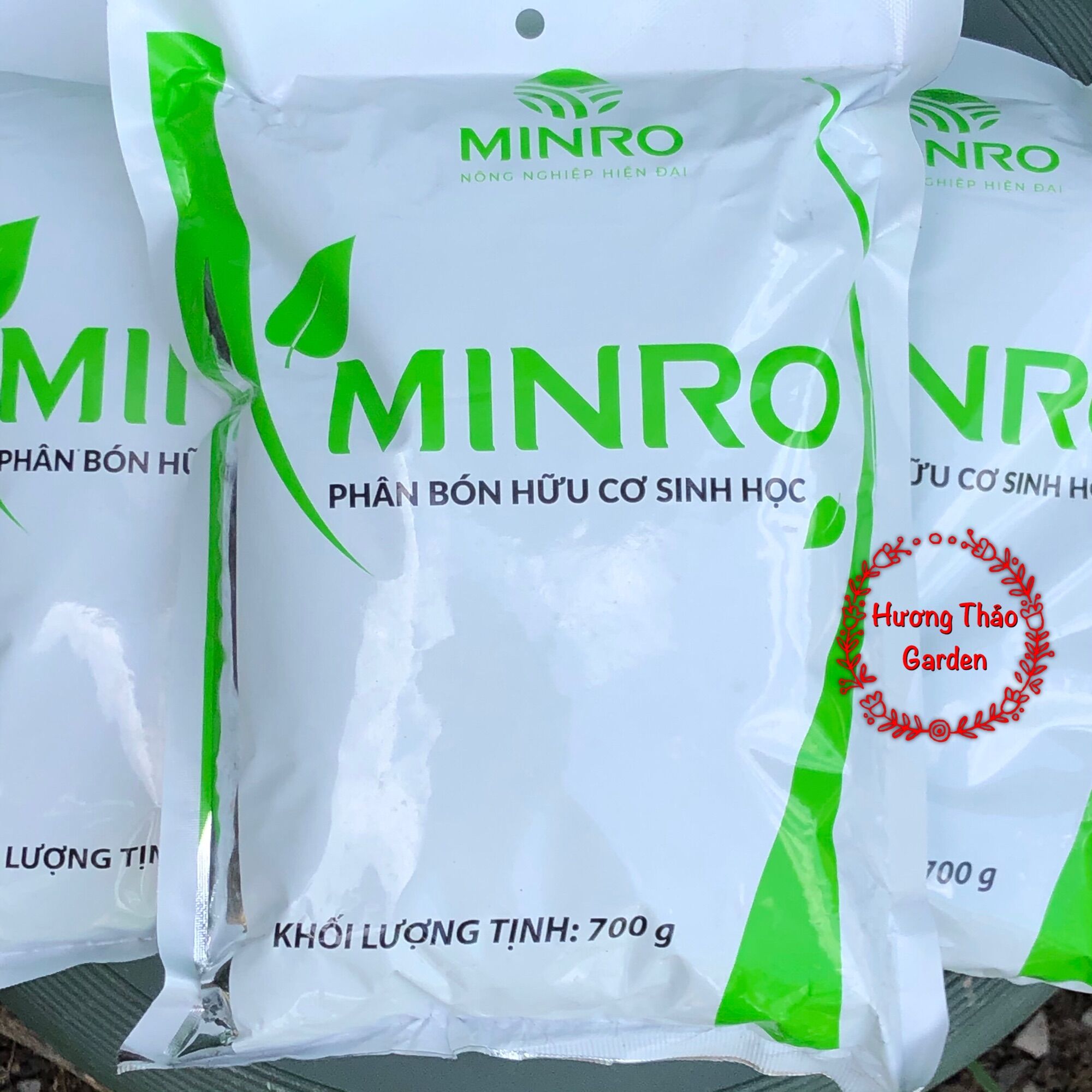 Phân Bón Hữu Cơ Sinh Học Minro túi 700gr