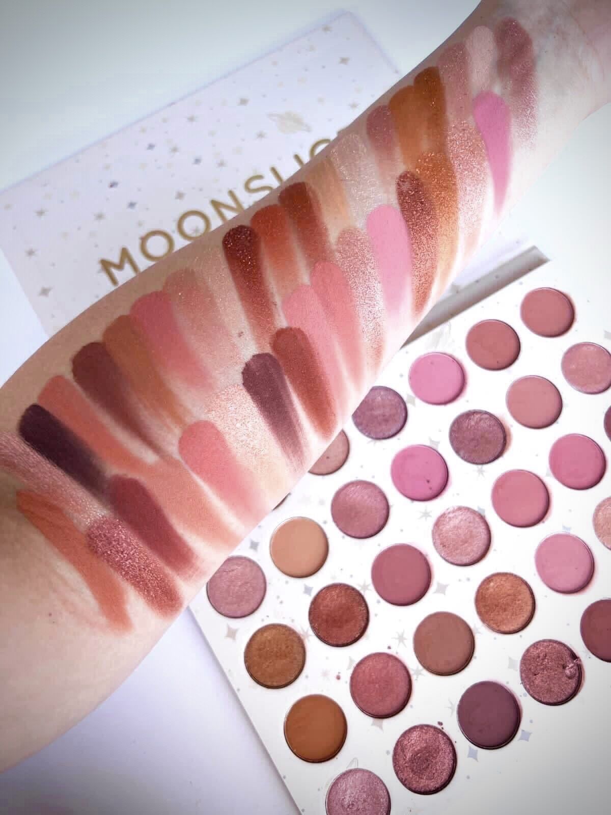 Bảng mắt Moonslice Beauty Over The Moon 35 ô