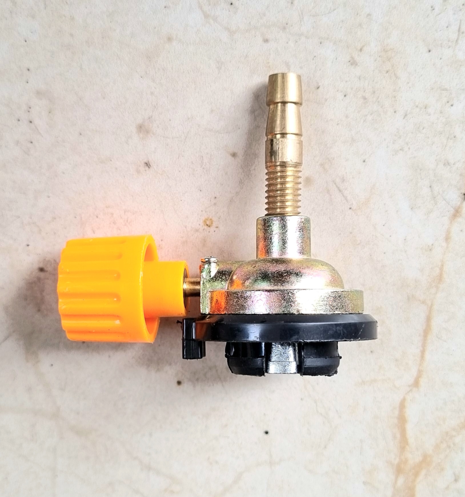 khóa đầu bình GAS du lịch đuôi chuột fi 8