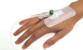 Băng Dính miếng dán kèm gạc Vô Trùng Cố Định Kim Luồn Băng dán miếng dán băng keo dán kim luồn có xẻ rãnh CURAFIX 9x6cm