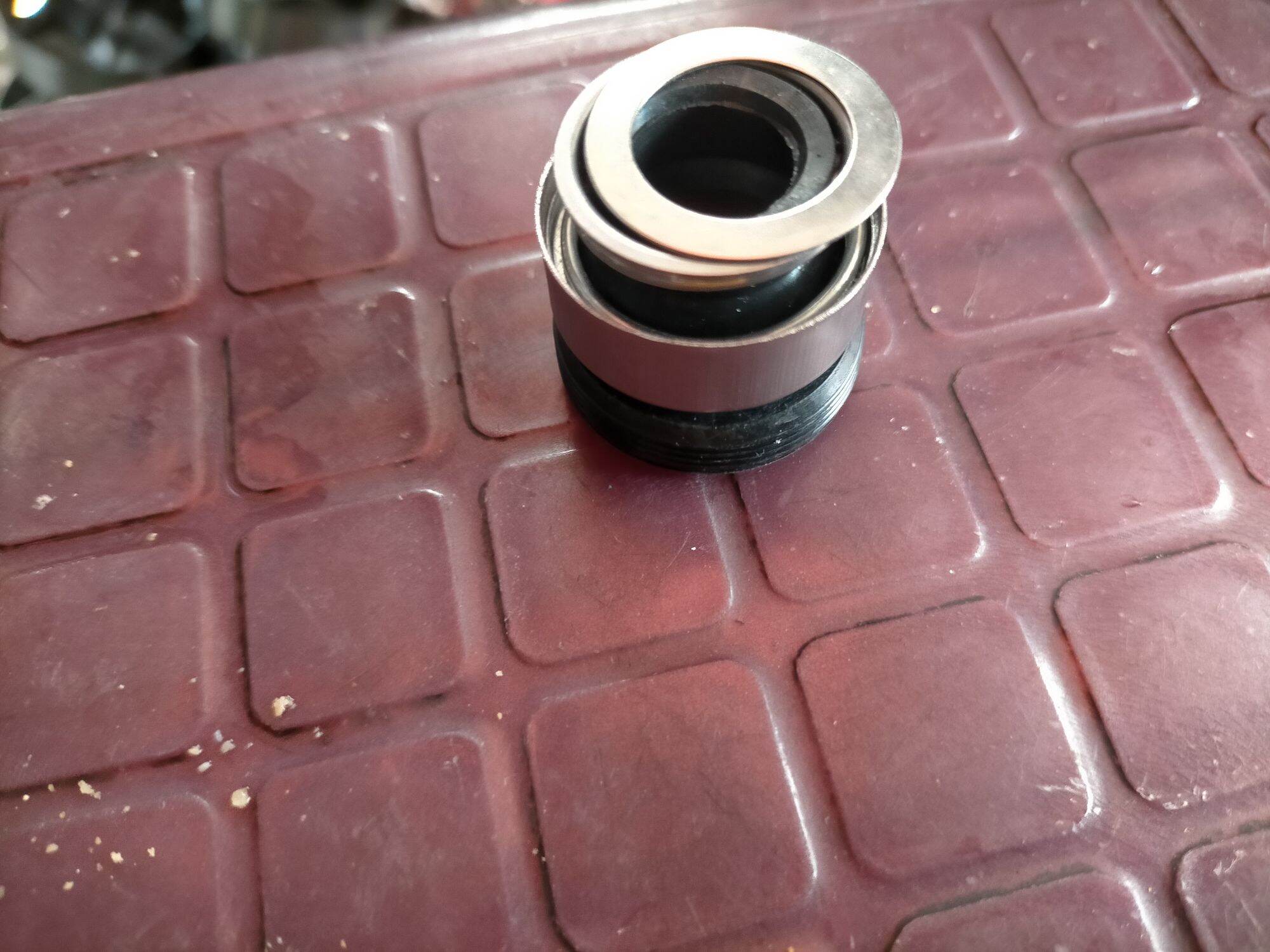 Phốt Cole máy bơm nước 14, 16mm