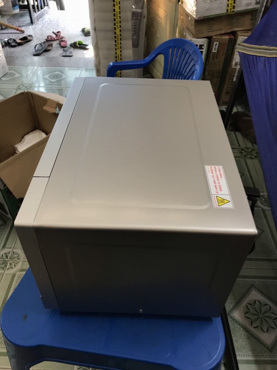 Lò vi sóng có nướng Sharp R-G302VN-S 23 lít