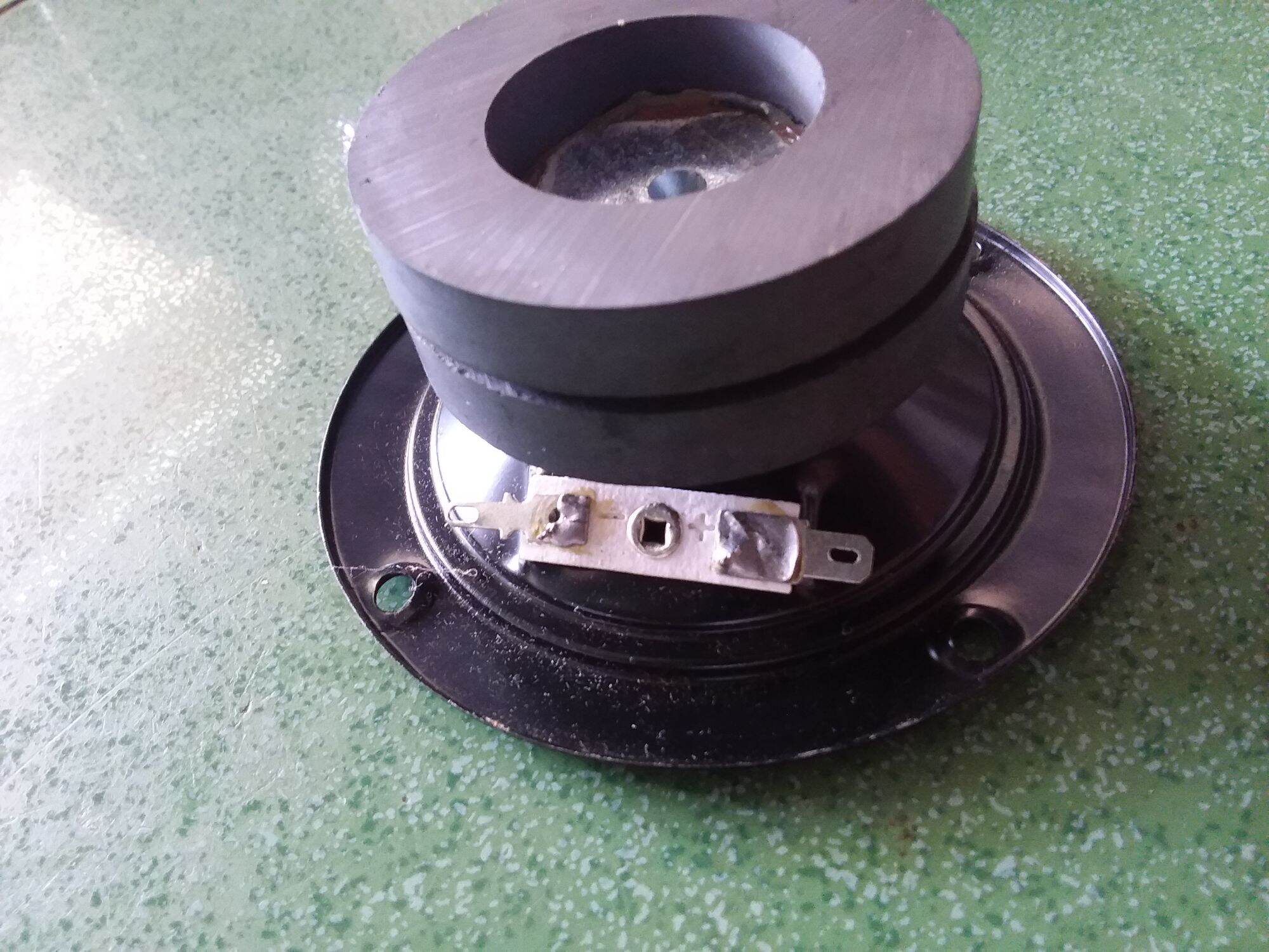 1 ĐÔI LOA TRÉP BMB -2 TỪ 10 CM×10 CM
