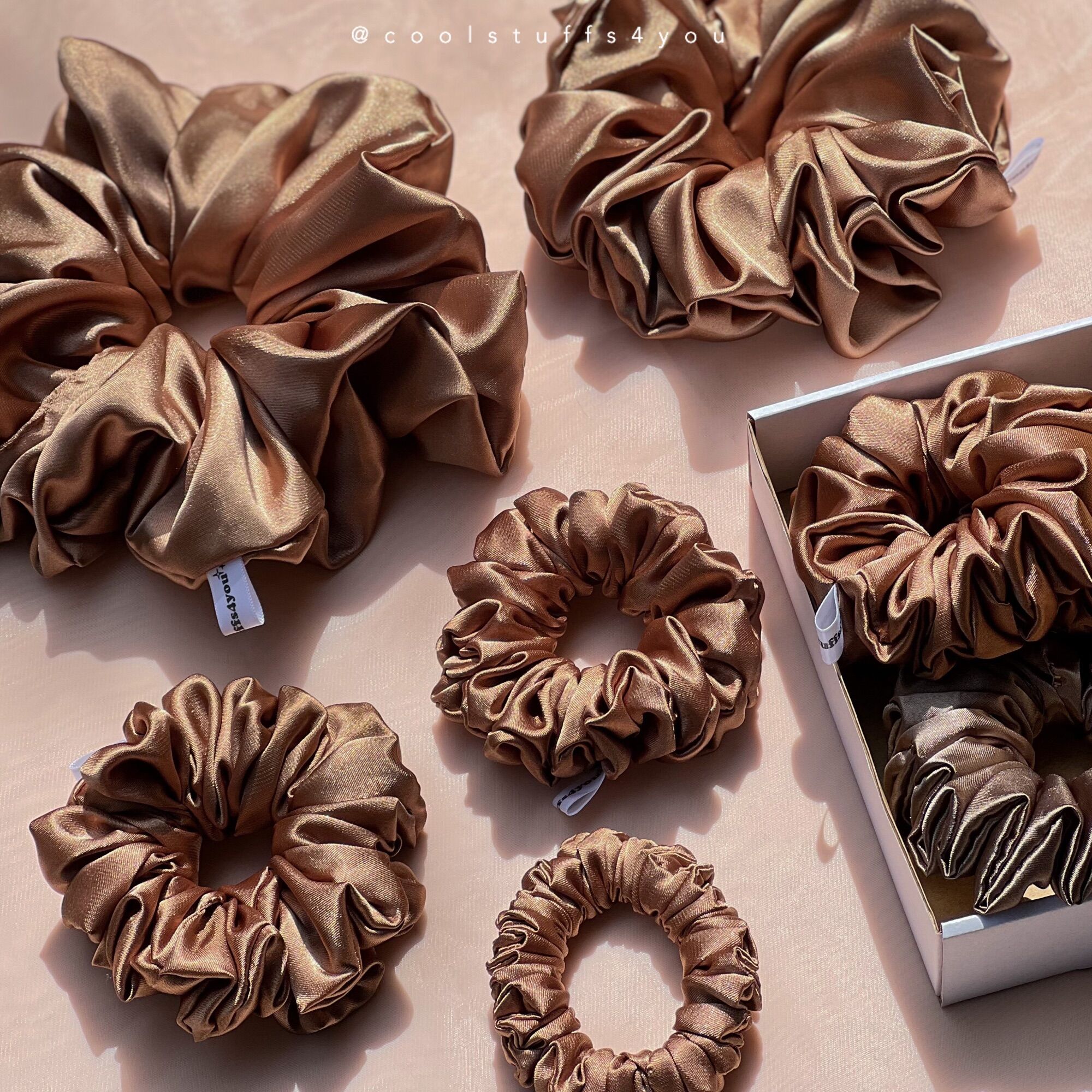 Set Sản Phẩm Scrunchies Lụa Full Size 5 Sản Phẩm