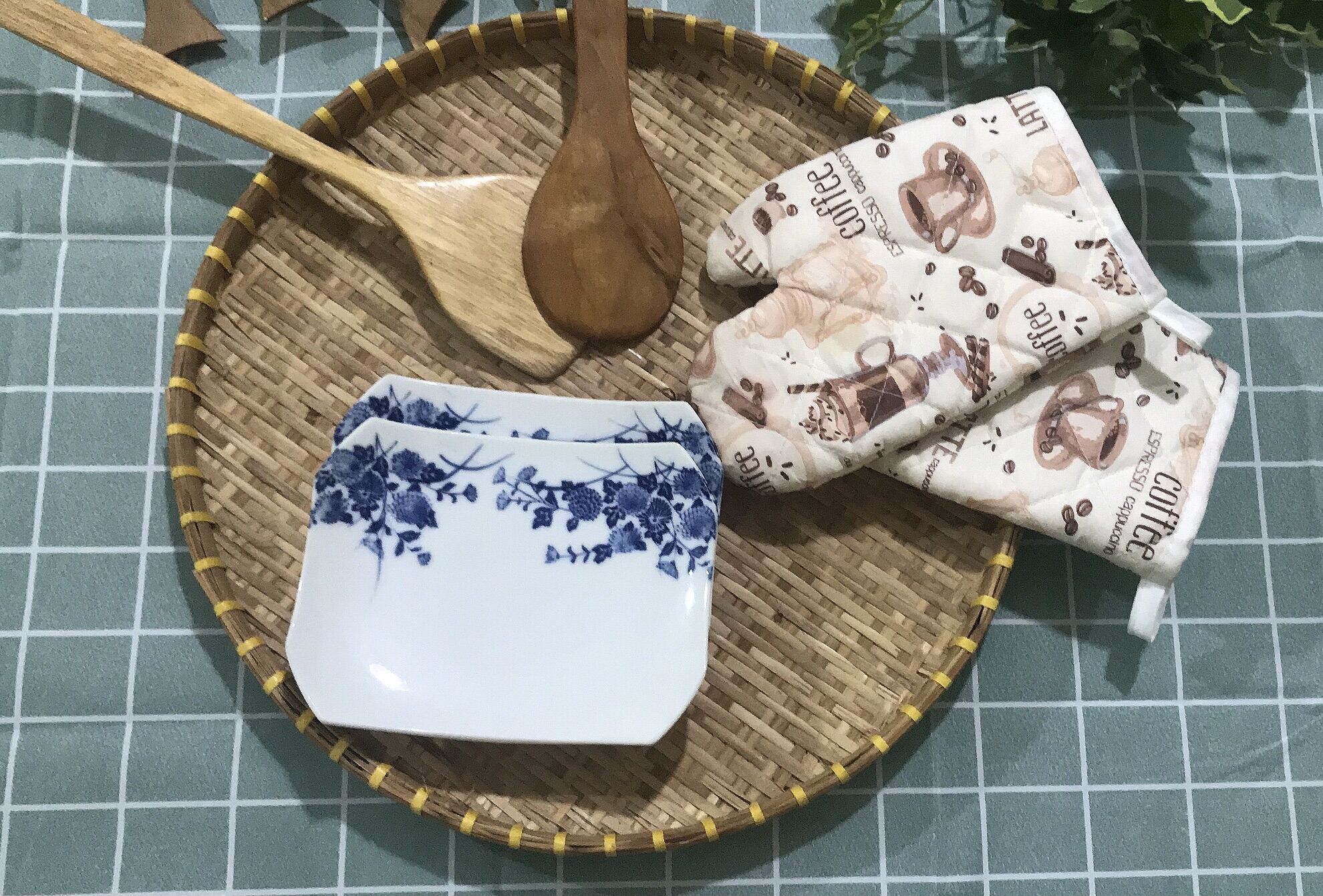 [Gốm Nhật sưu tầm] Dĩa gốm sứ Nhật, hình chữ nhật