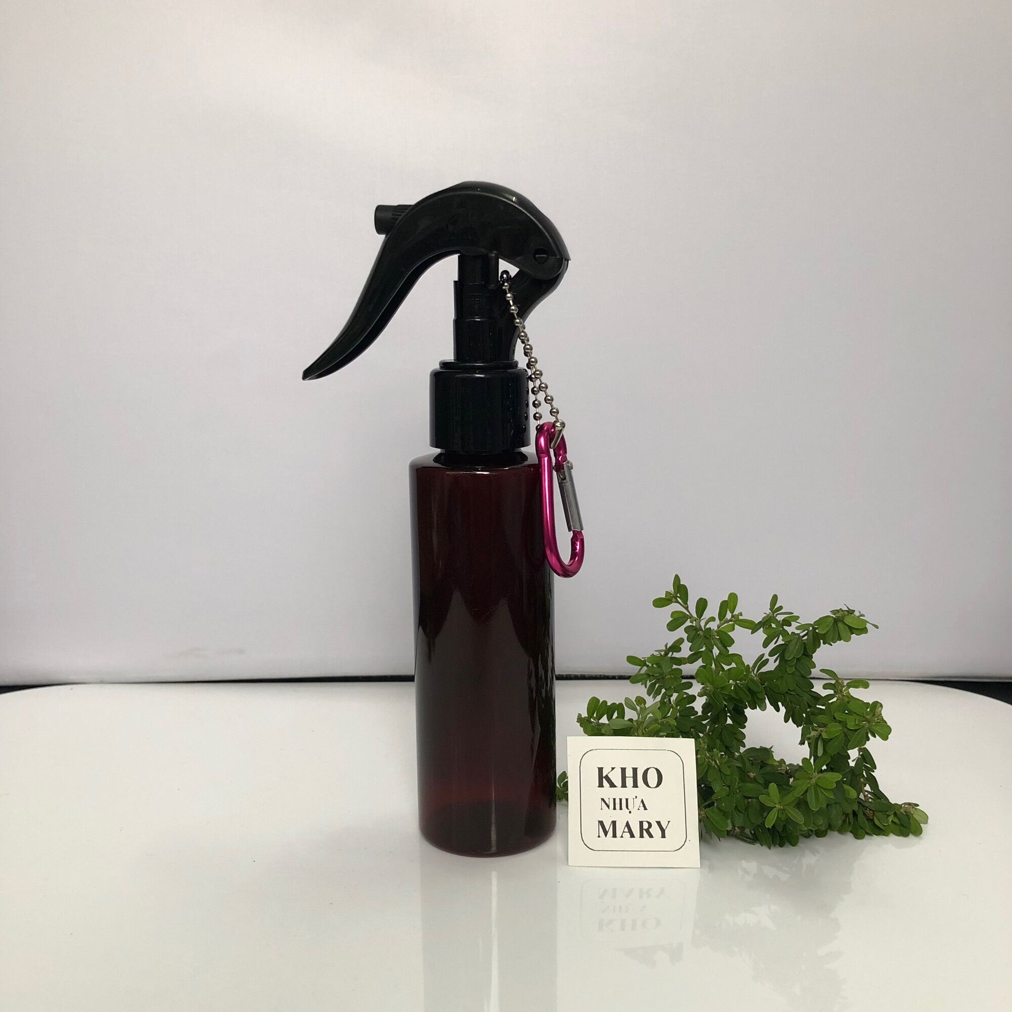 Móc khóa Chai xịt dưỡng ẩm du lịch - Bình xịt khuẩn móc khoá treo xe - Chai xịt phun sương nhỏ trong suốt / nâu / xanh / trắng - Đồ chơi xịt nước cho bé