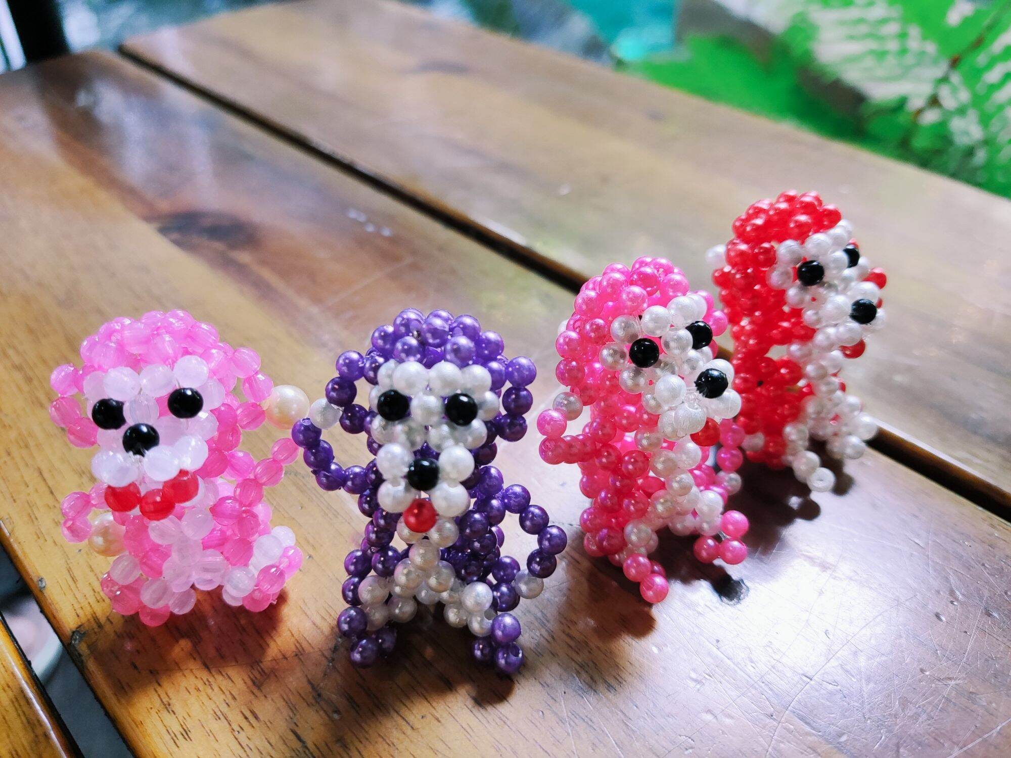 Móc khóa tuổi Thân kết cườm Handmade