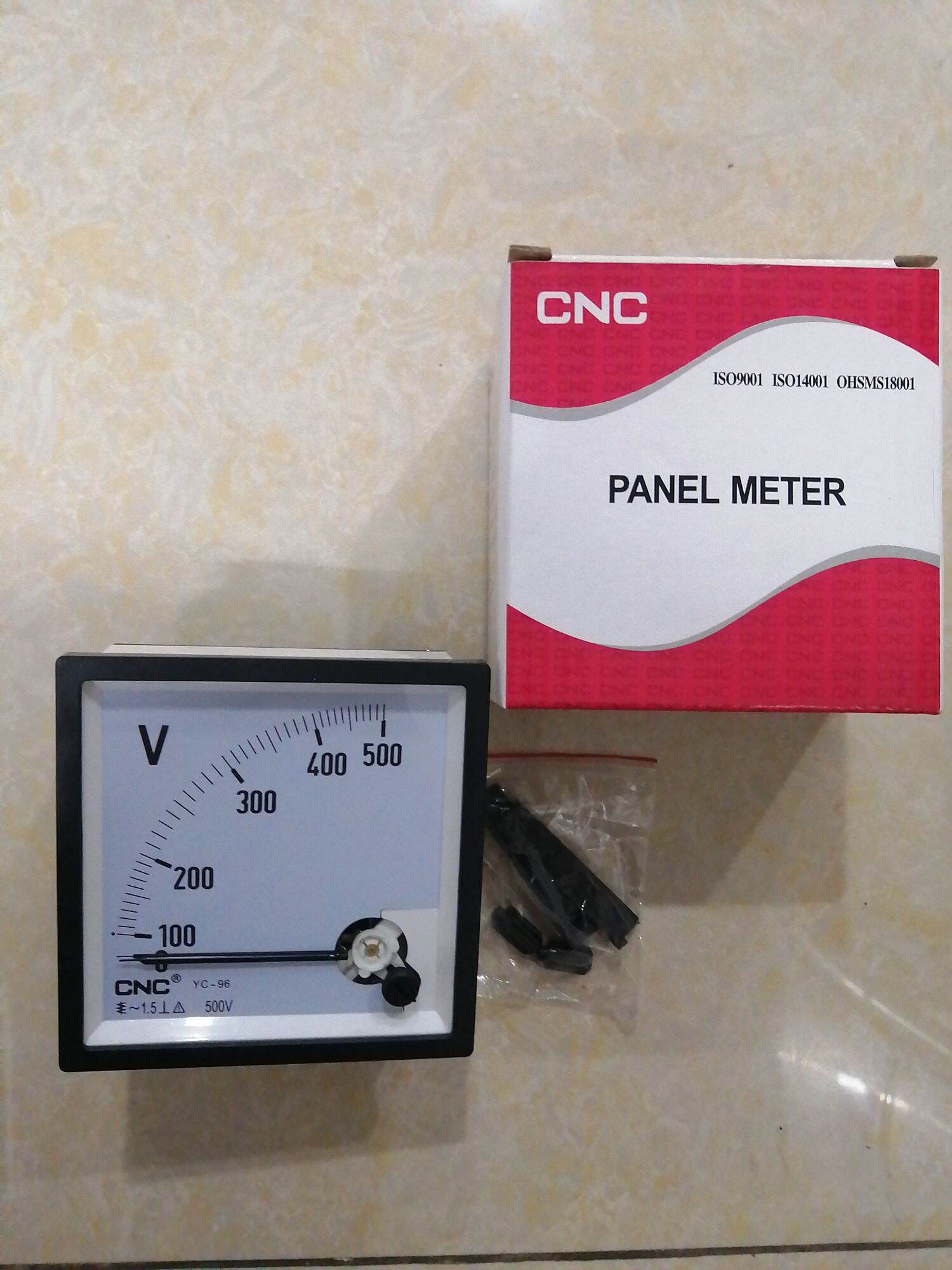 Đồng hồ Volt 500VAC, CNC YC-96 size: 96x96