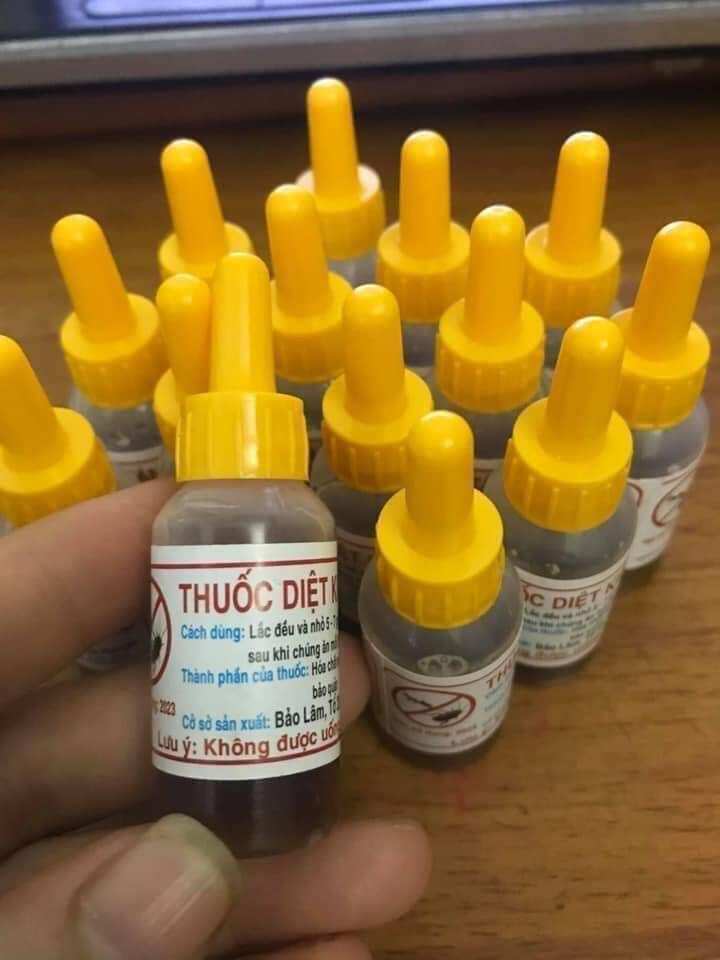 Lọ thuốc diệt kiến ,dán séc 3 lọ