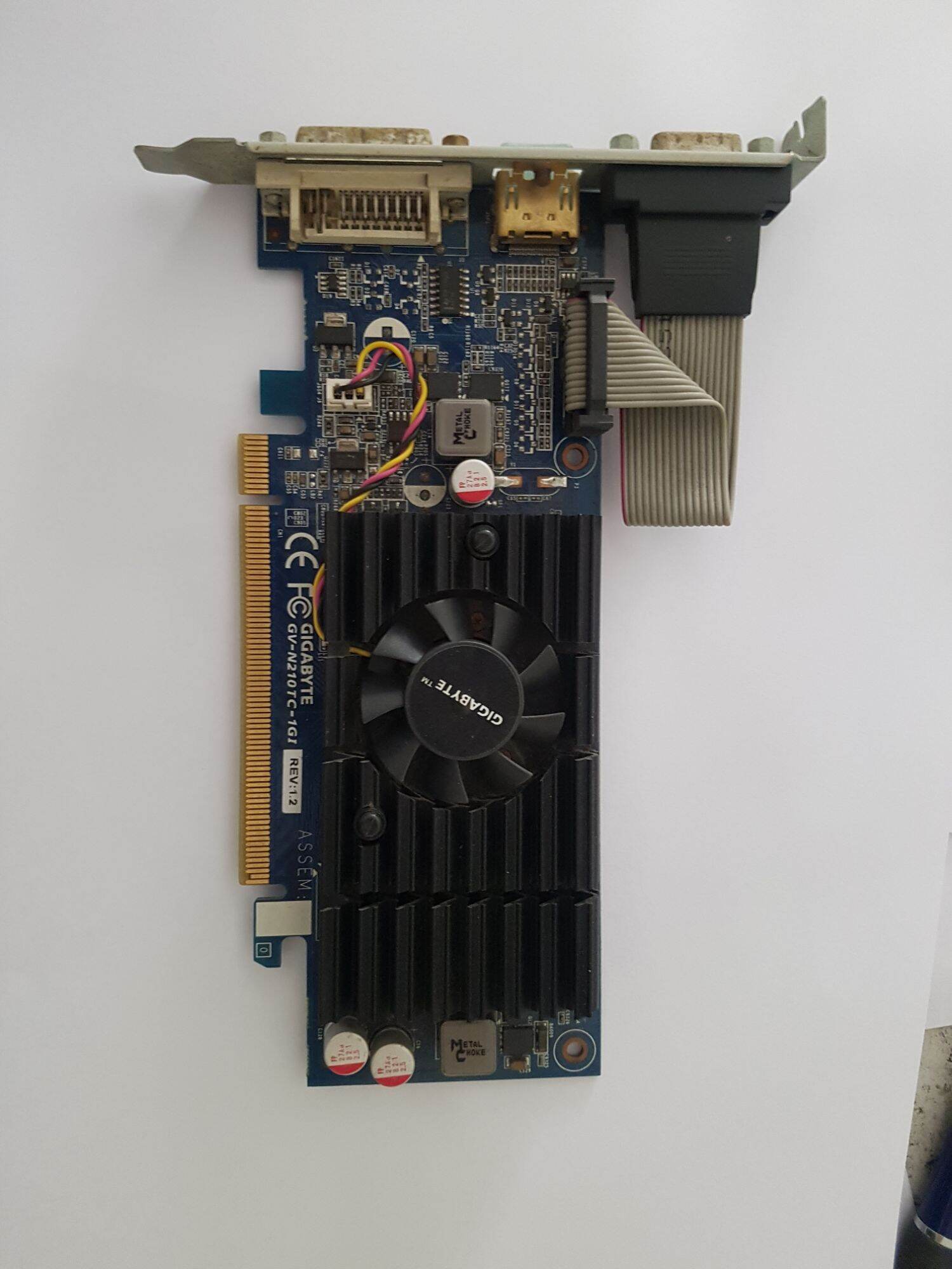 Card hình gigabyte n210 1gb