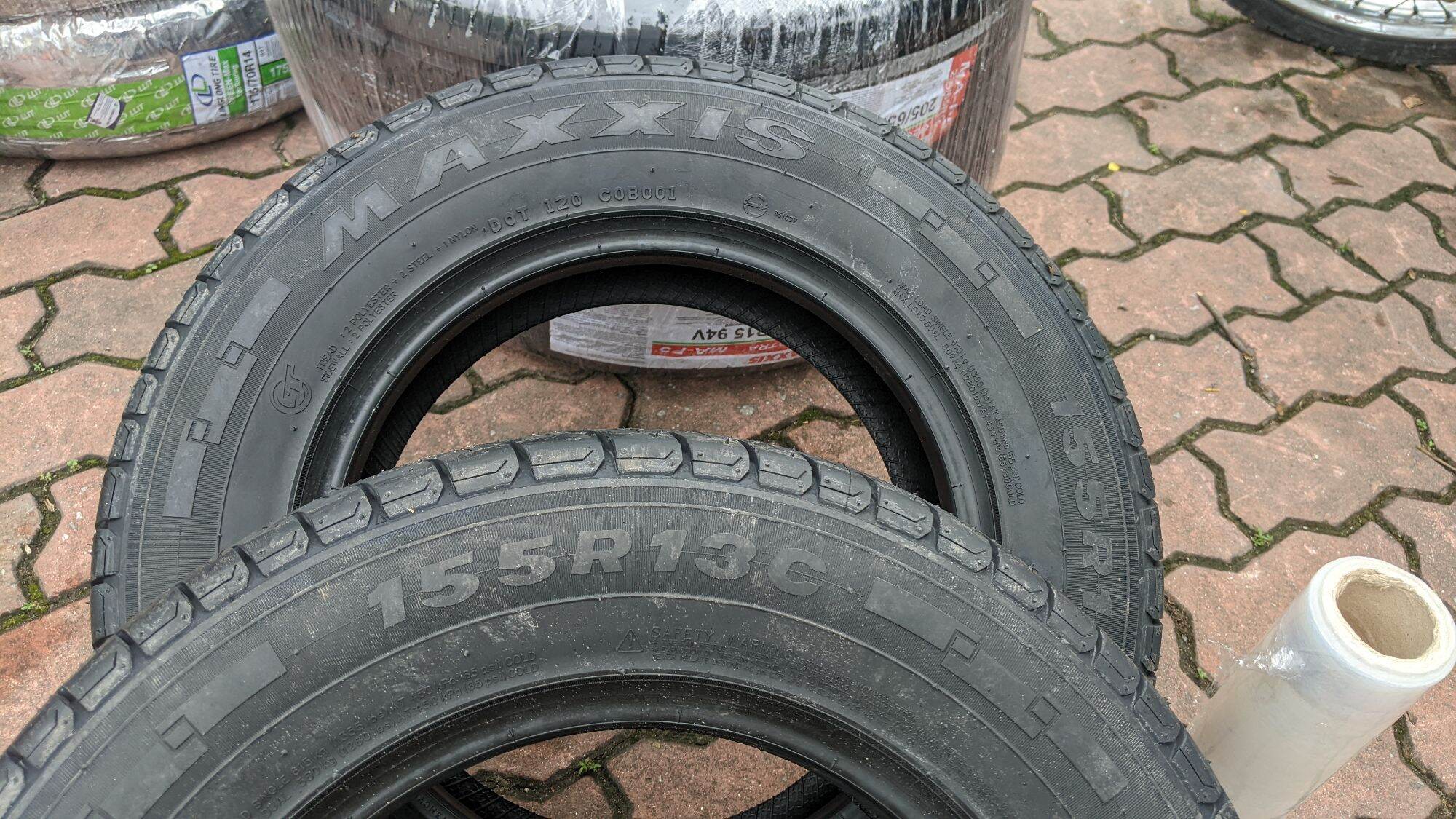 Lốp ô tô 155R13C Maxxis MCV5