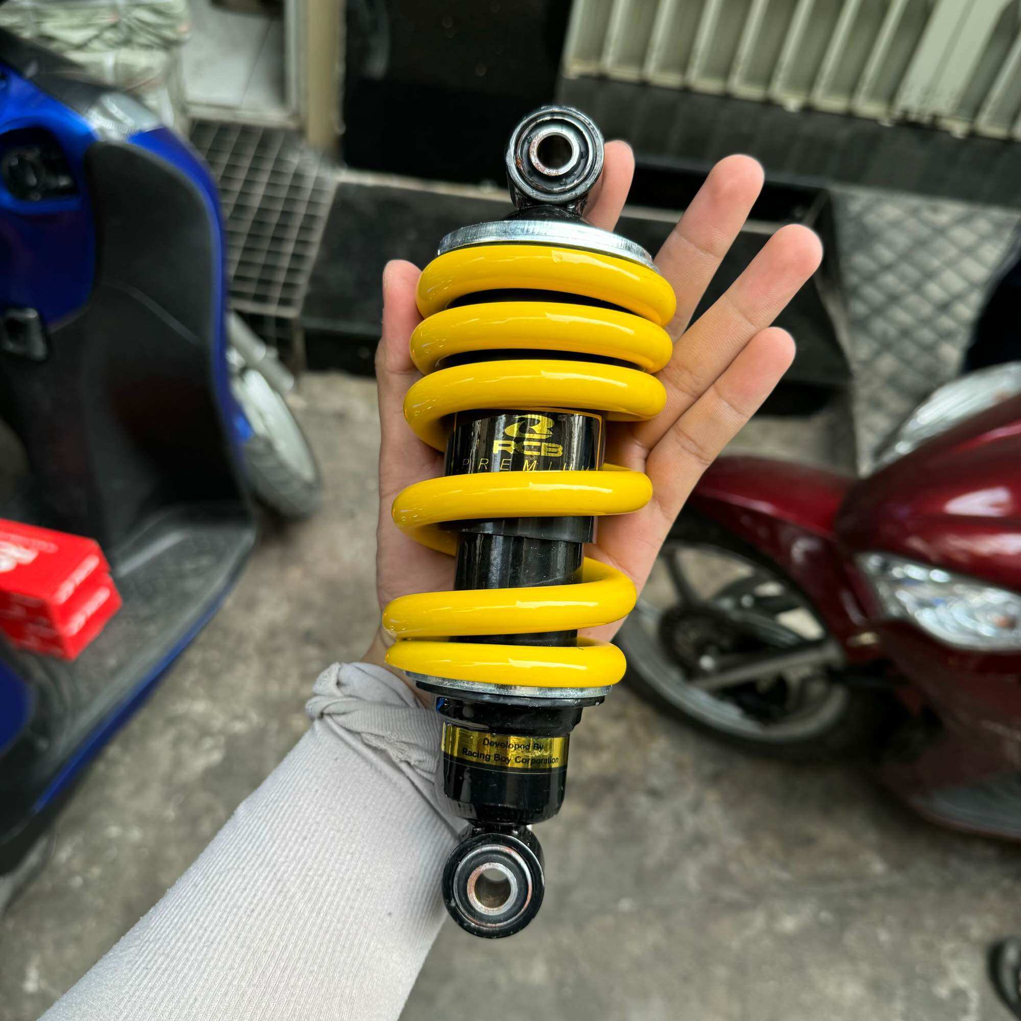 Phuộc sau gắn Ex 135 150 155