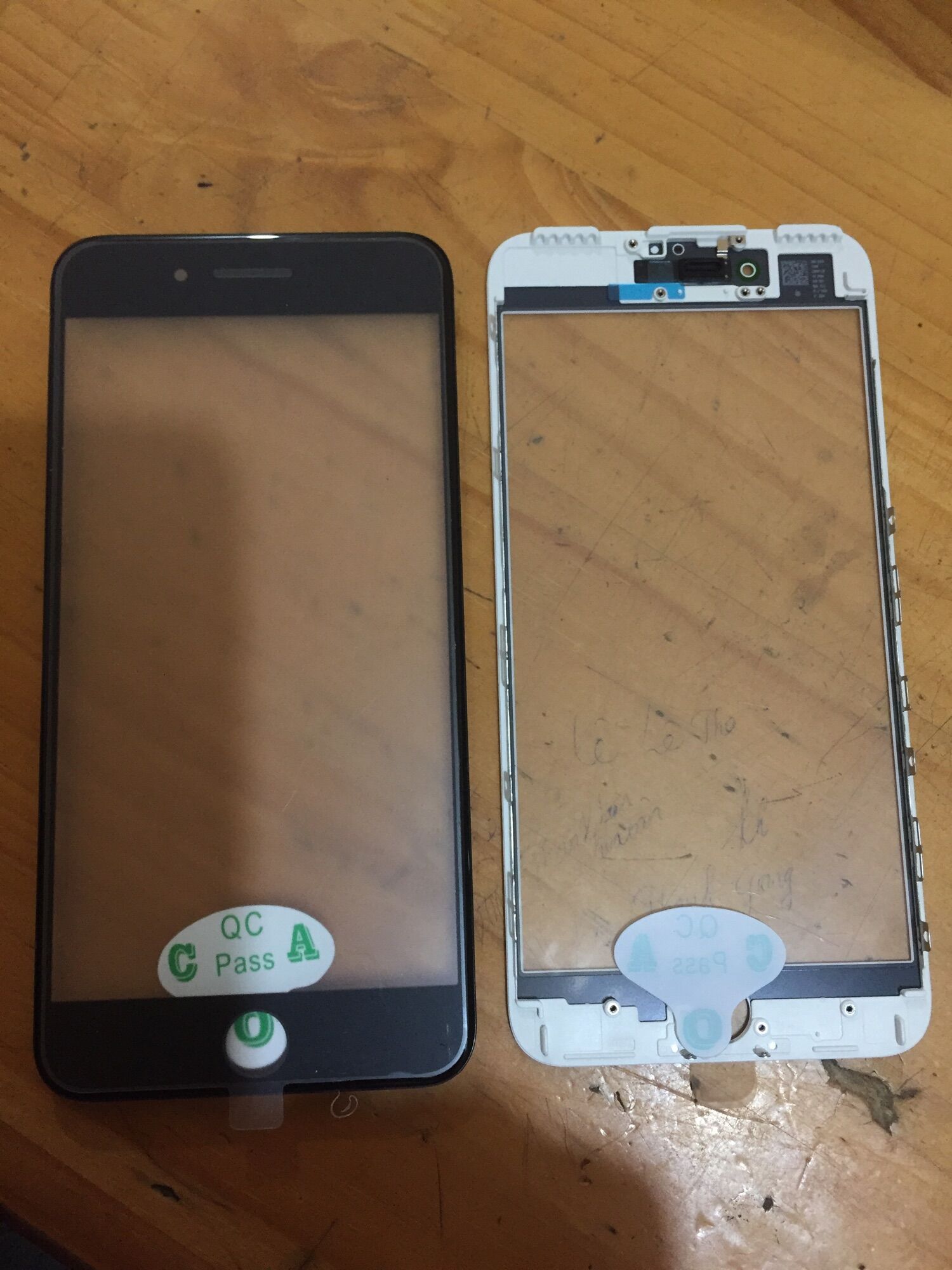 mặt kính iphone 7G/7plus liền ron có keo