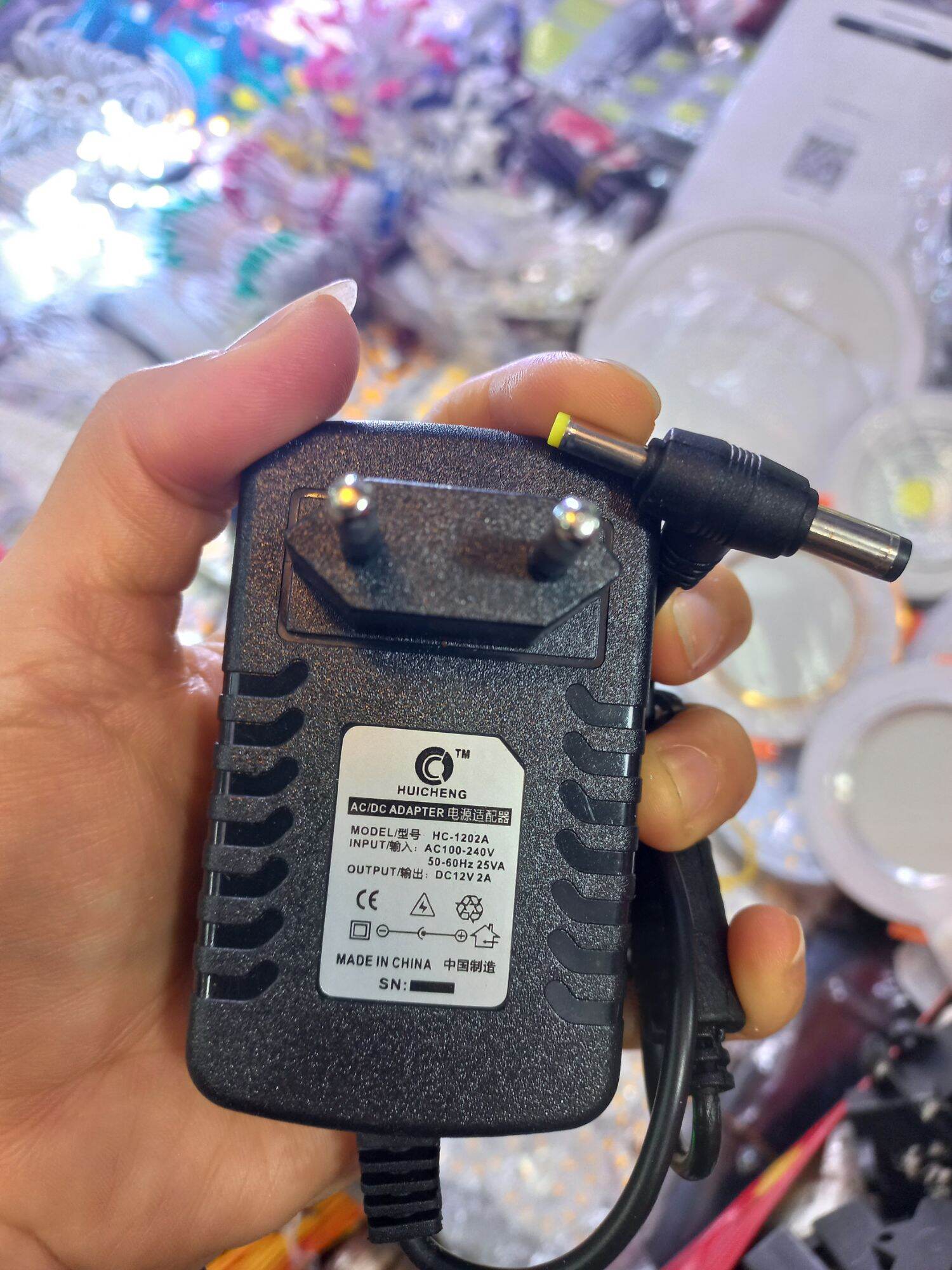 1c Nguồn điện AC-DC Adaptor 5v,6v,9v,12v-2A