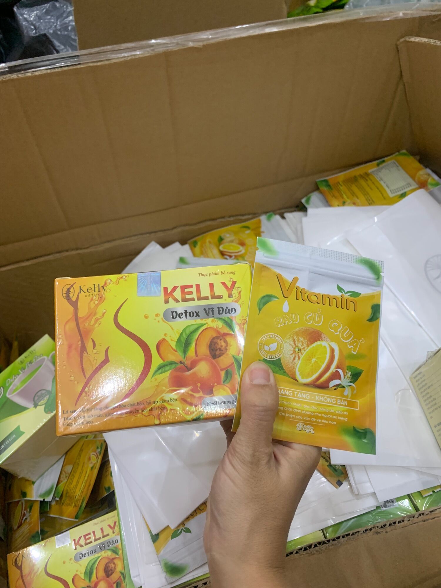 Combo 10 hop TRÀ ĐÀO Kelly Detox GIẢM CÂN (Hàng cty date mới)
