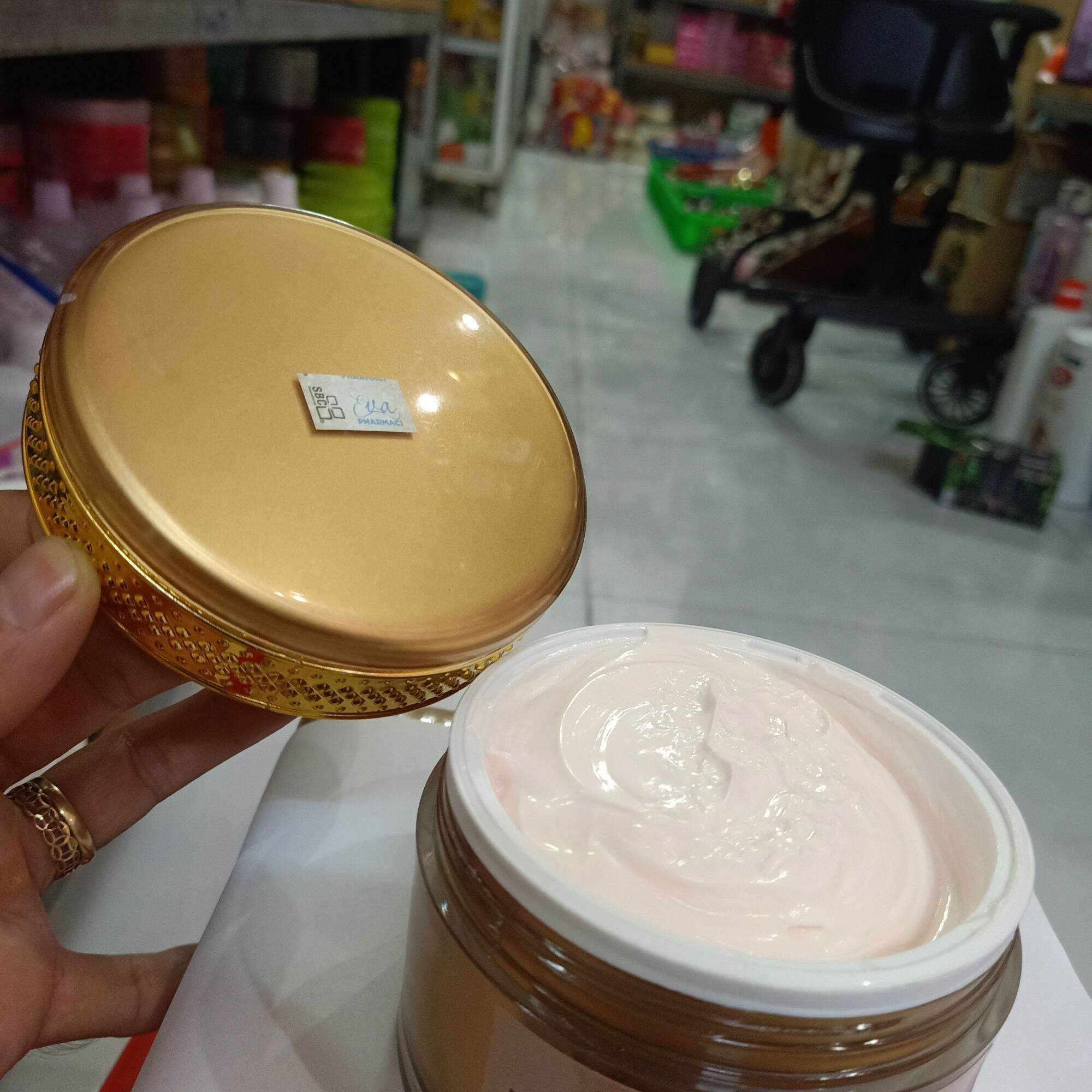 KEM DƯỠNG TRẮNG DA TOÀN THÂN EVA 250g