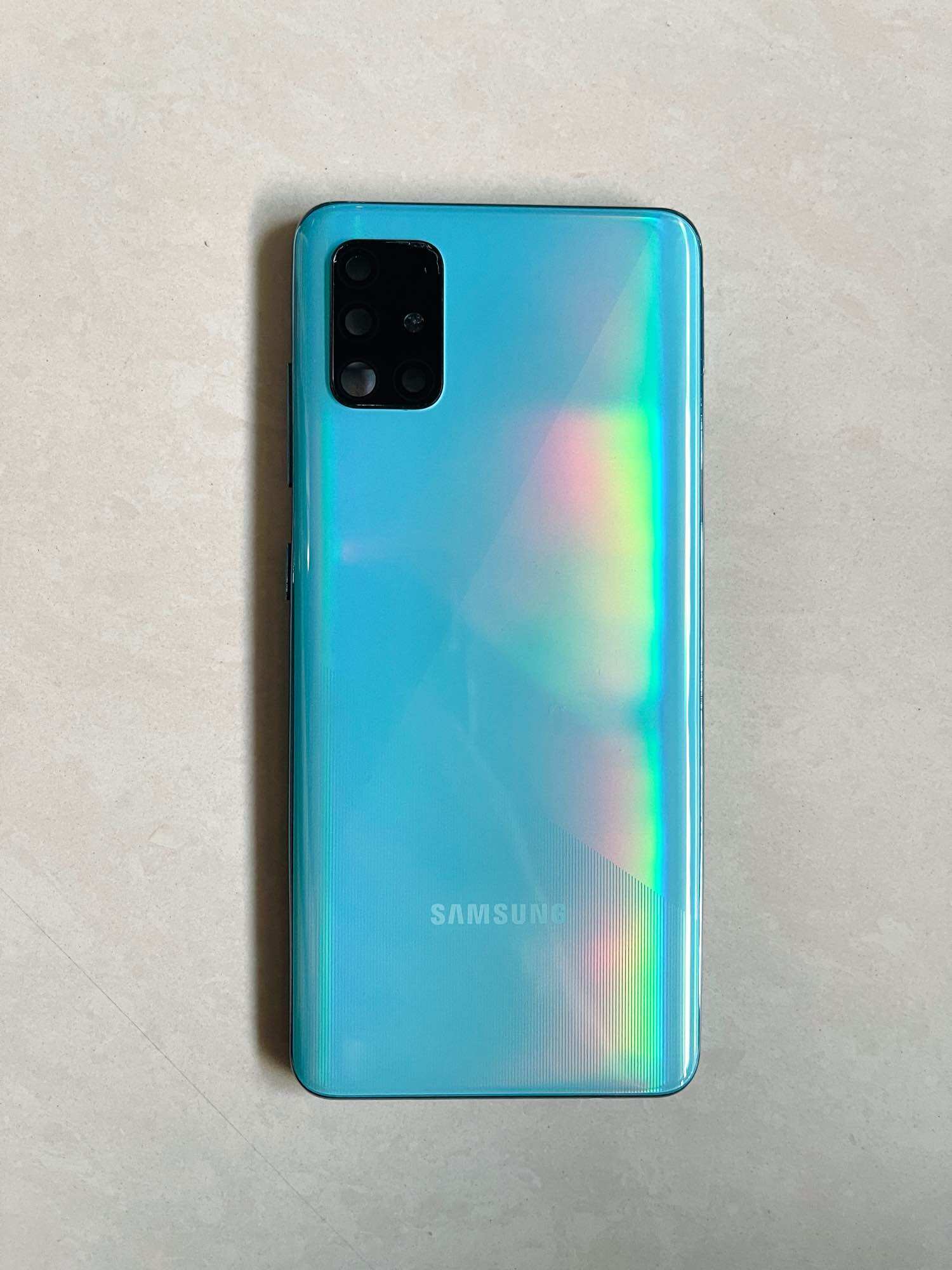 Vỏ bộ Samsung A51 kèm kính camera + khay sim