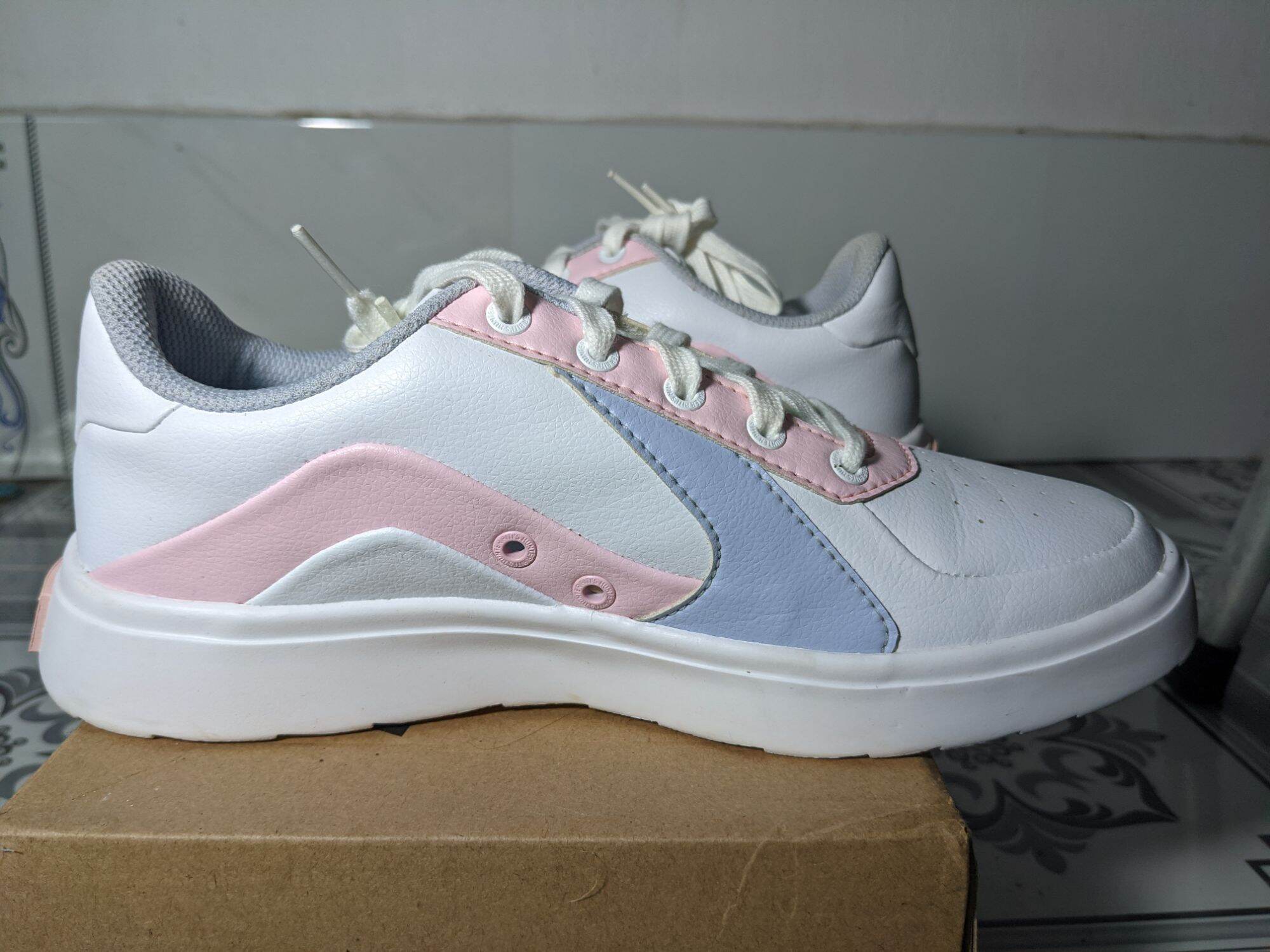 Bitis hunter street 98% size 37