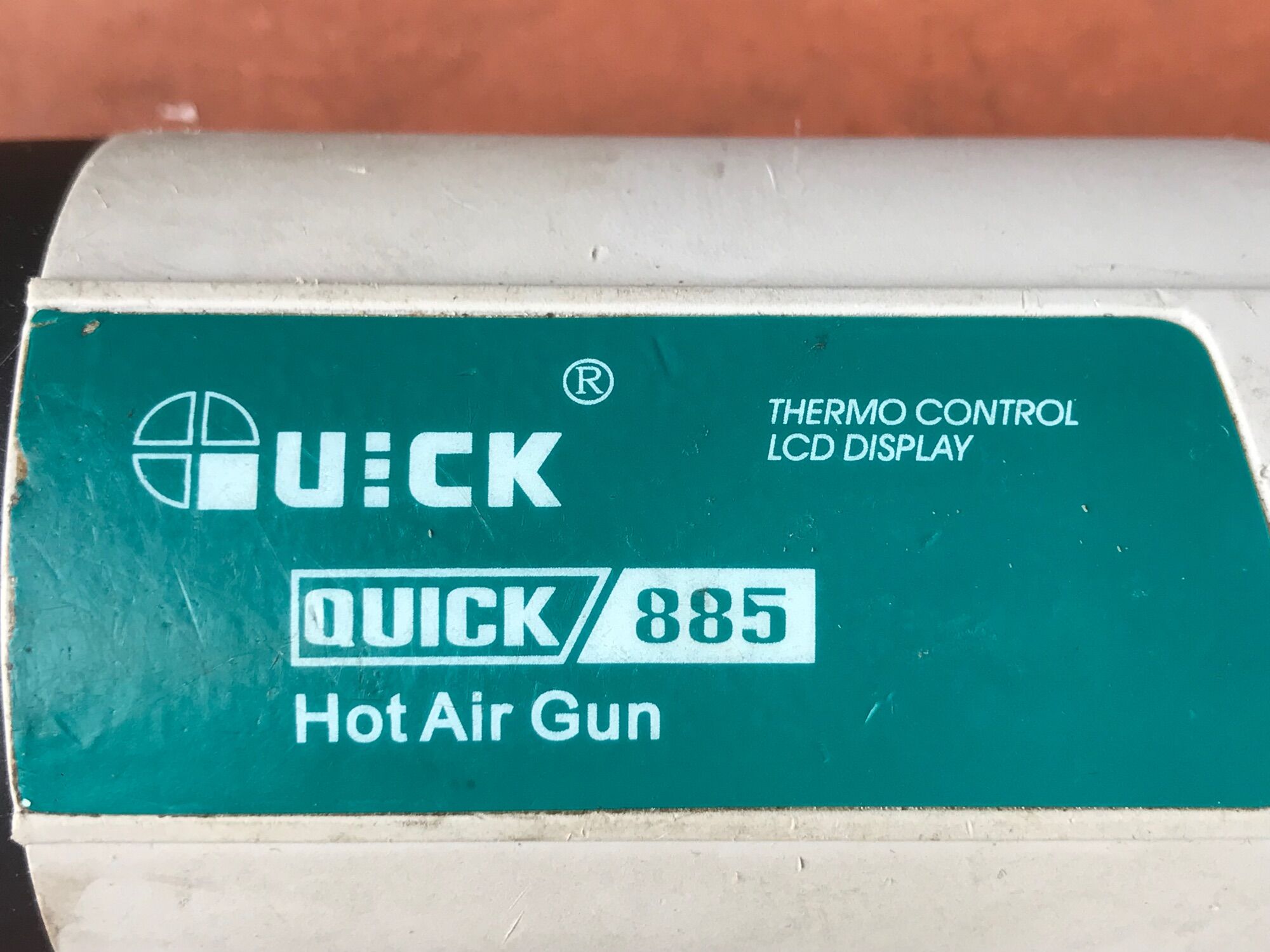 Máy thổi nhiệt QUICK 885