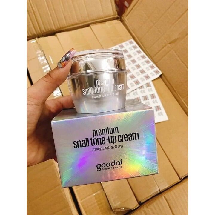 Kem Ốc Sên Hàn Quốc Goodal Dưỡng Trắng Da hộp 50ml chính hãng