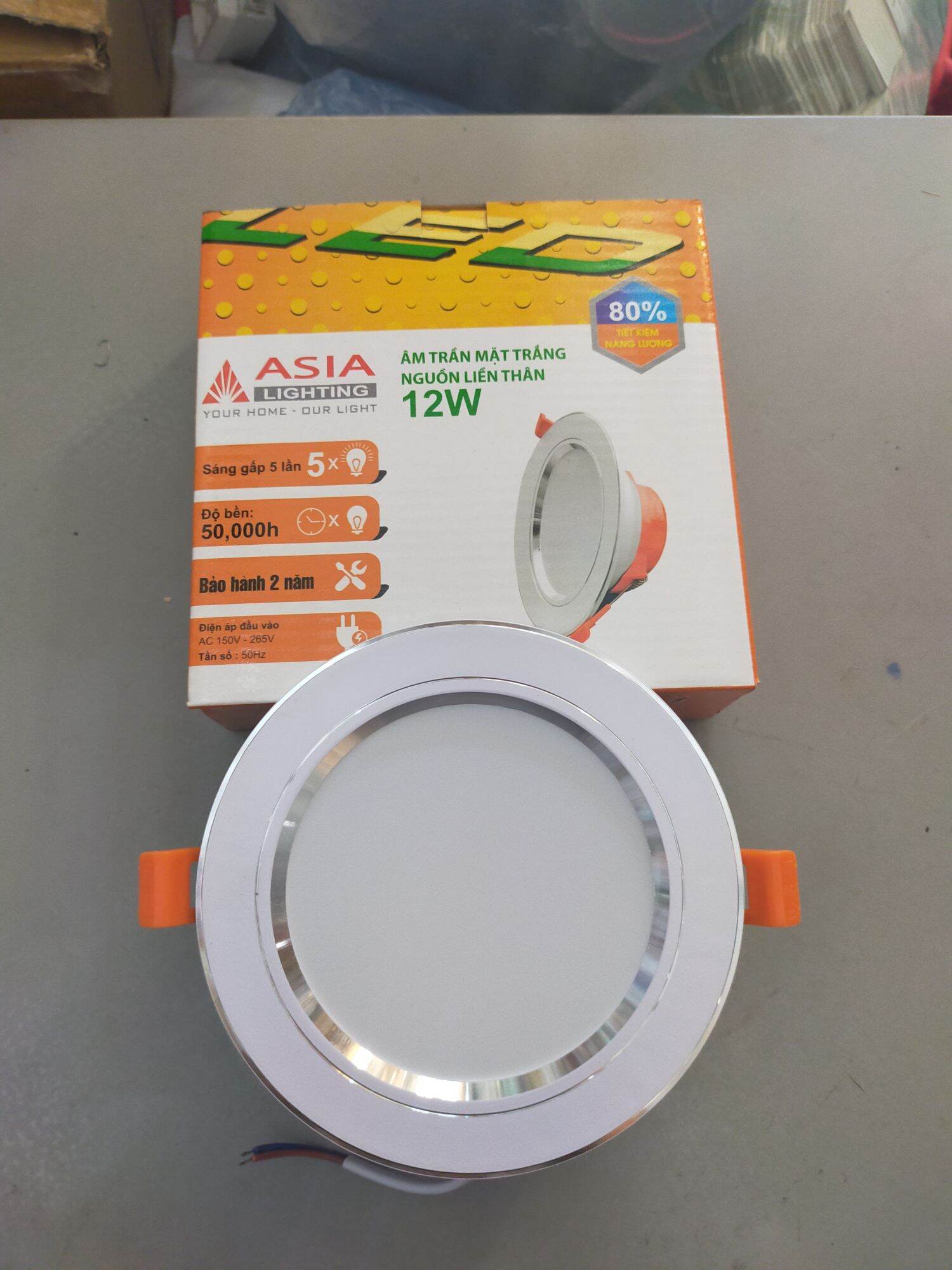 Âm trần d110-12w , d90-7w viền bạc Asia chính hãng