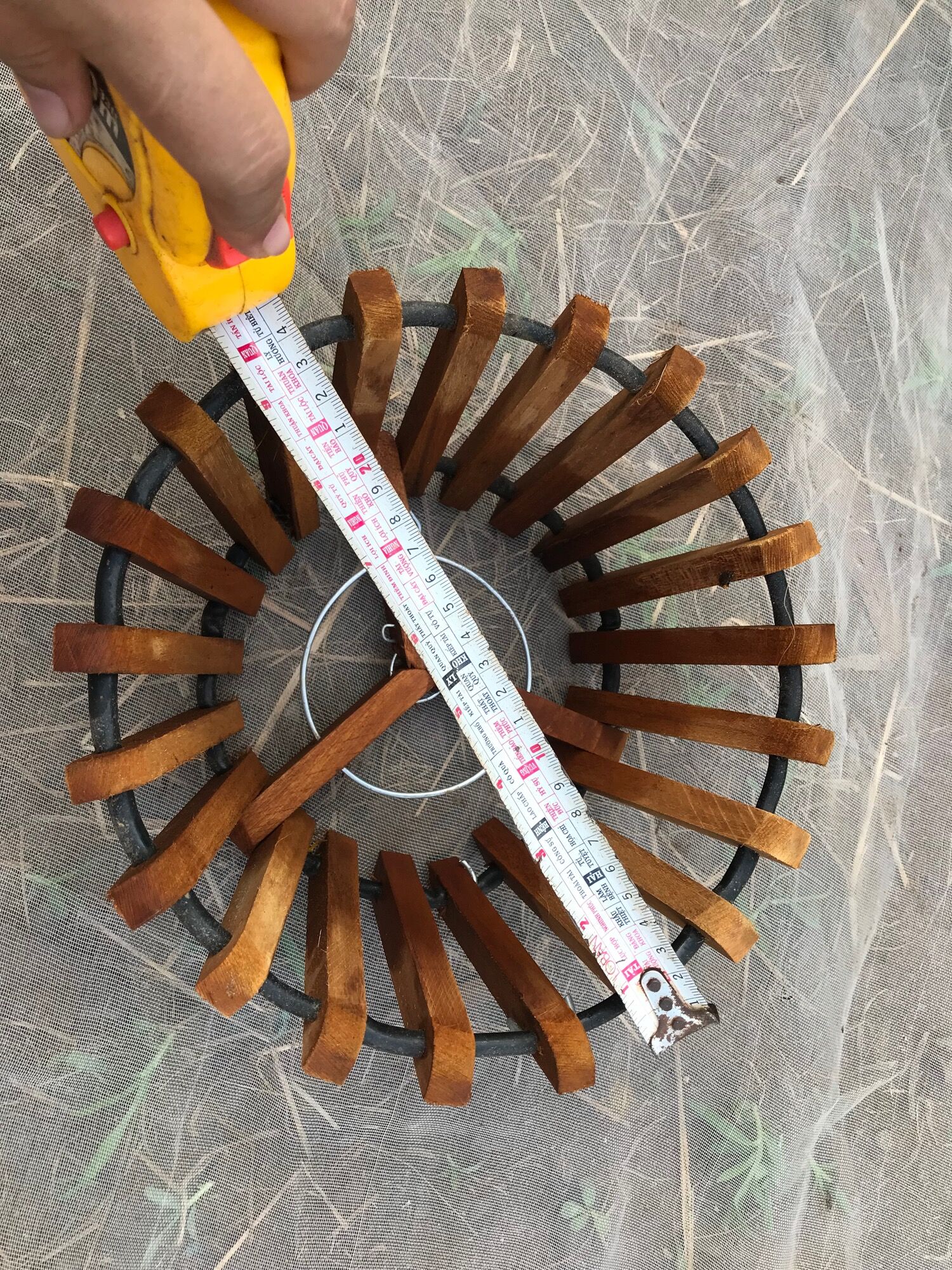 Chậu gỗ tròn F20