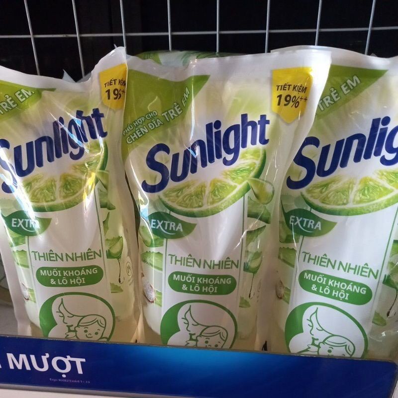 Nước rửa chén Túi Sunlight 750ml trà xanh