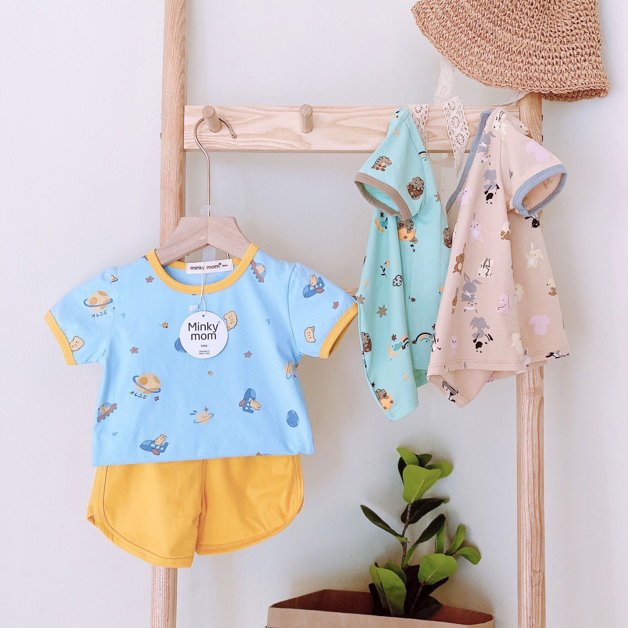 ☘️☘️Bộ Minky mom cộc tay họa tiết☘️☘️
