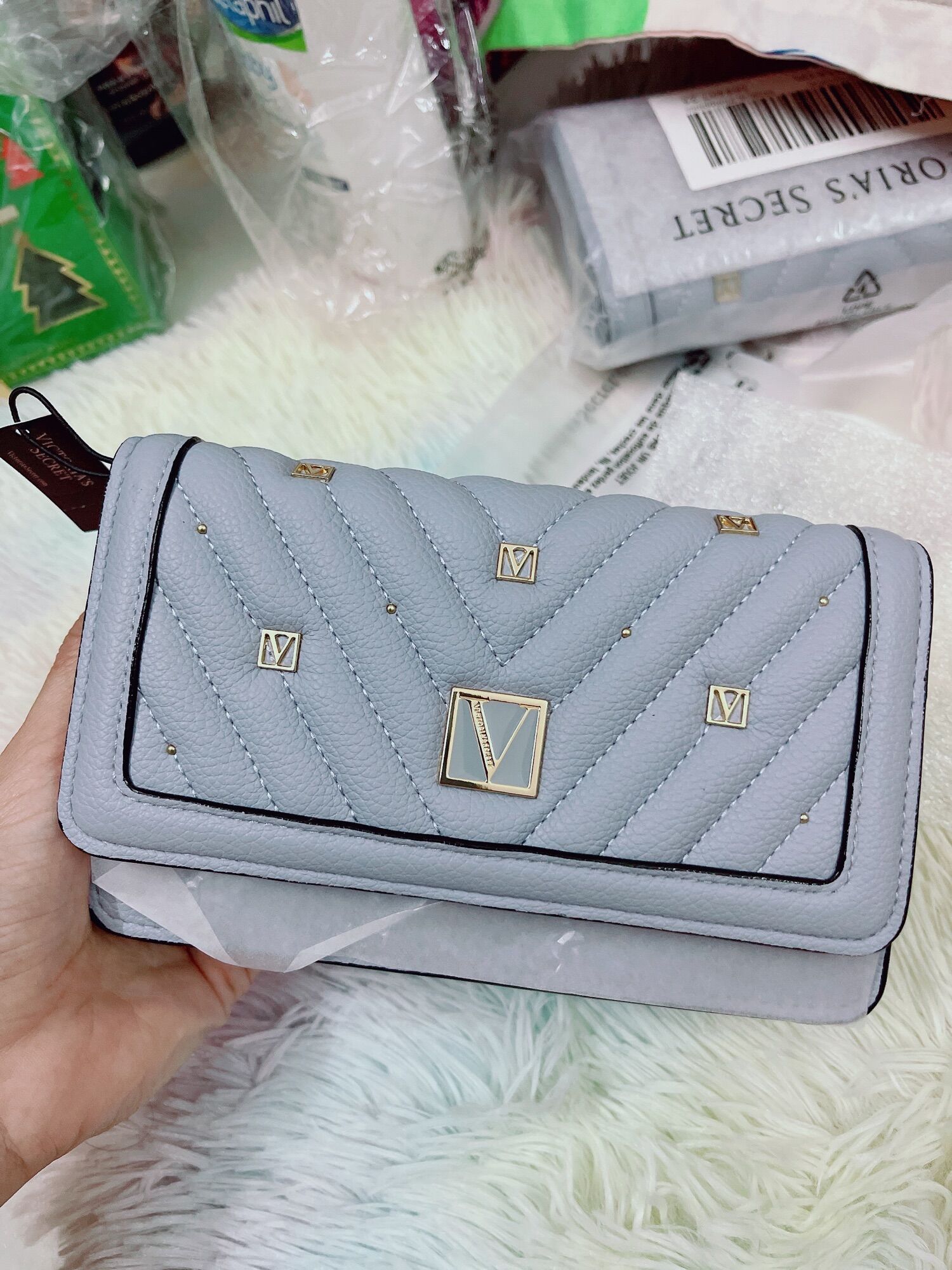 ( Auth + Ảnh Thật ) Ví Cầm Tay Victoria Tech Wristlet Mỹ.