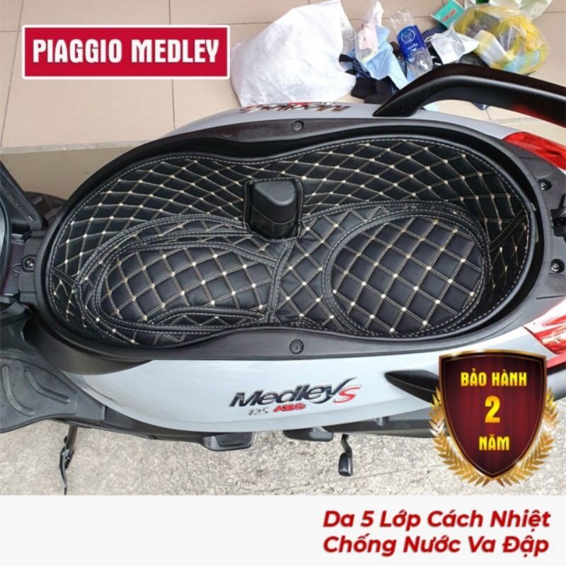 Lót cốp cách nhiệt xe máy Piaggio Medley