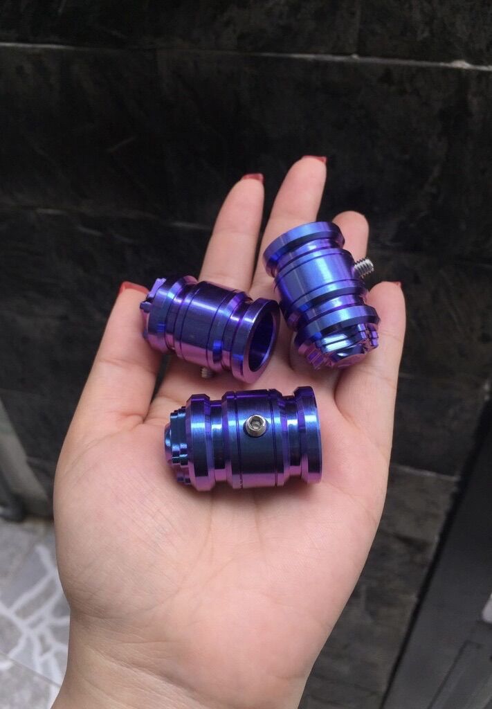 Chụp giò đạp Titan Gr5