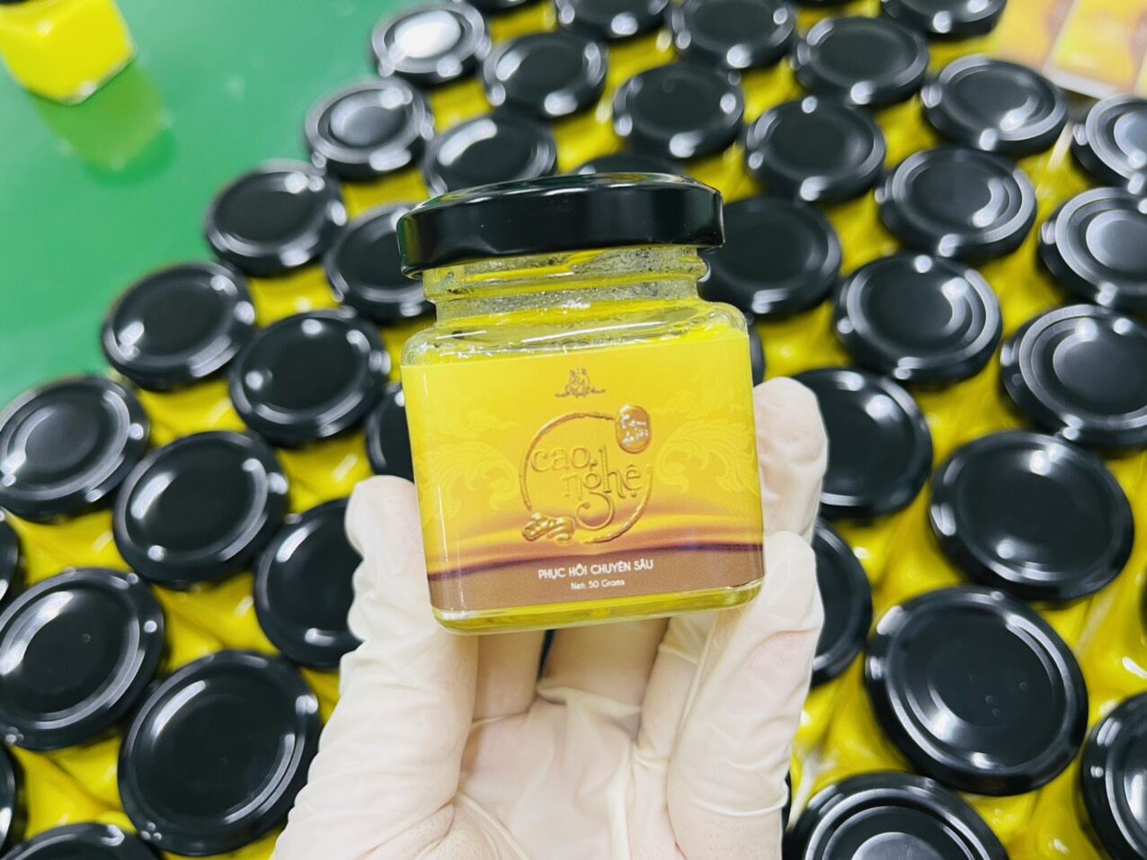 Cao Nghệ Collagen X3 Đông Anh – Kem dưỡng ẩm trắng da, mờ thâm nám sẹo mụn, ngăn lão hóa – Hũ 20 g