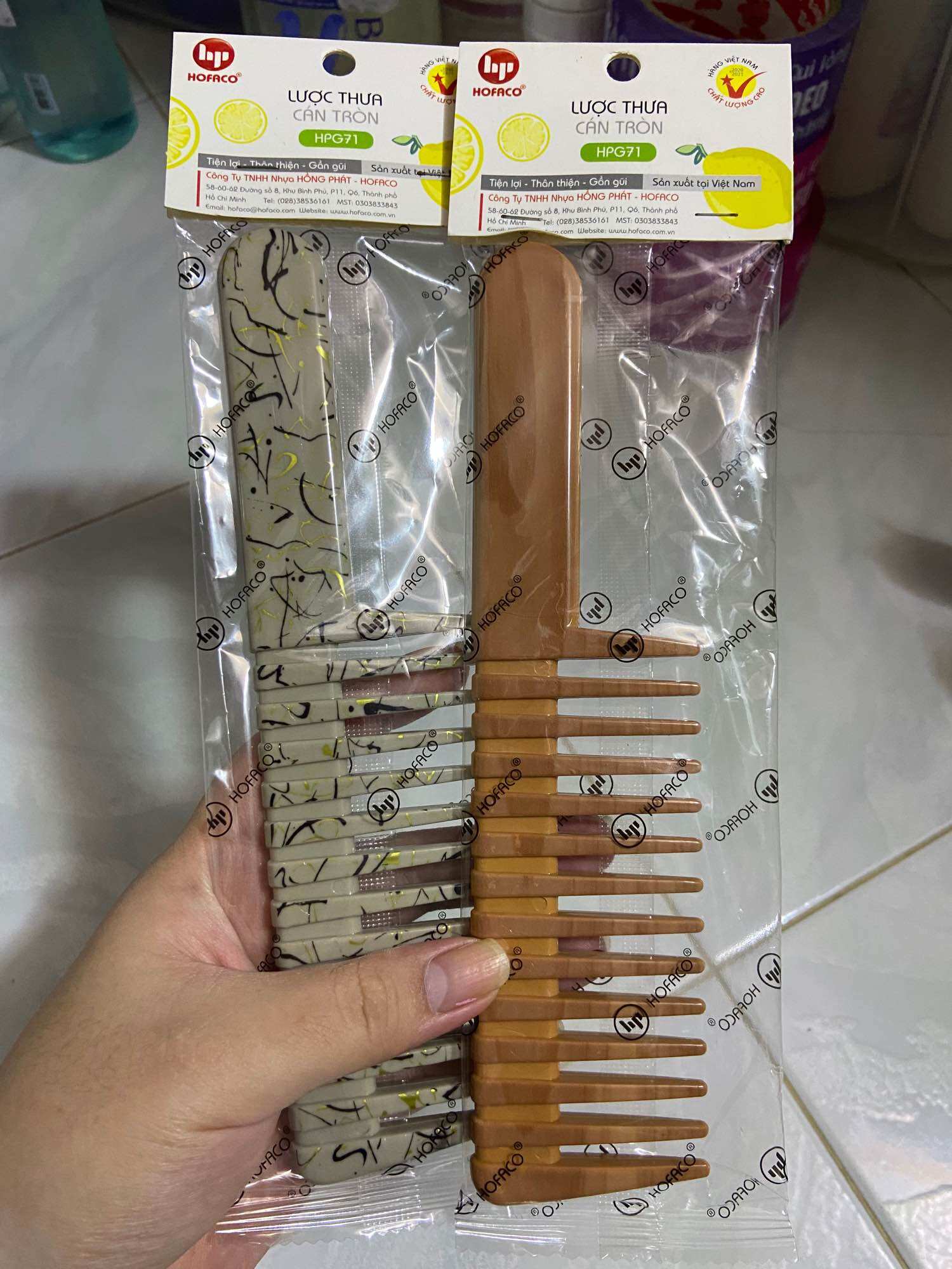 Lược thưa cán tròn Hofaco