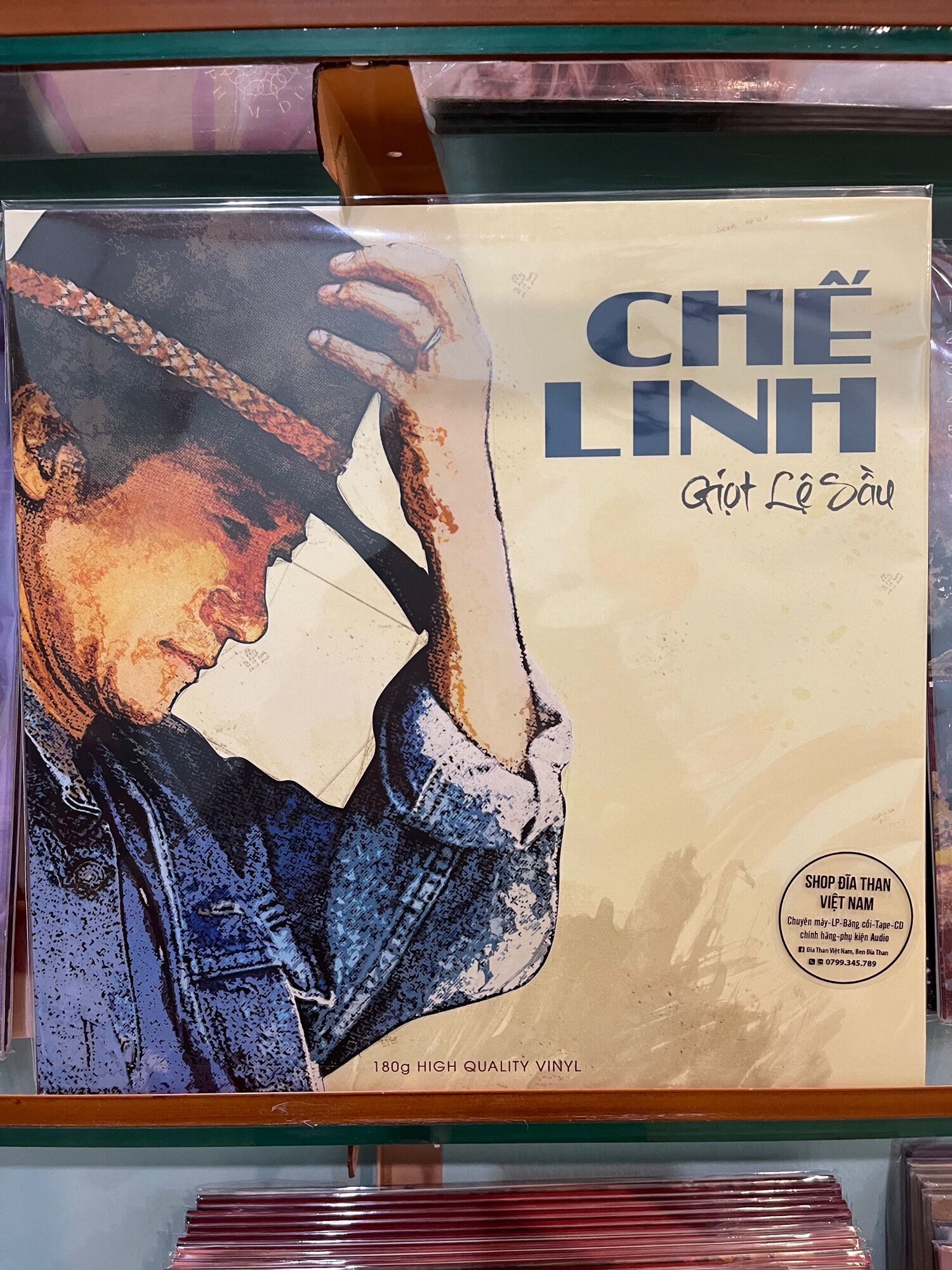 Đĩa than Chế Linh - Giọt lệ sầu