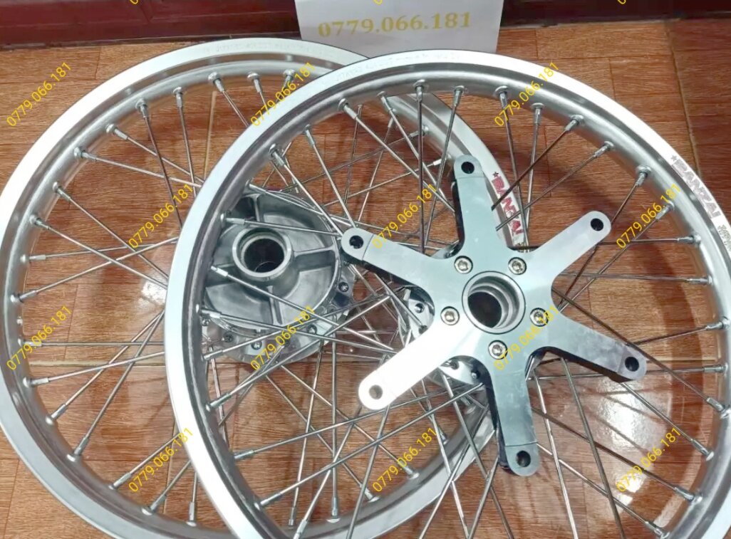 BÁNH CĂM SONIC NIỀNG BANZAI DALE SOLUTE THÁI LAN ĐÙM MẠ CROM ĐÃ RÚT CĂM GẮN VỪA NHƯ ZIN