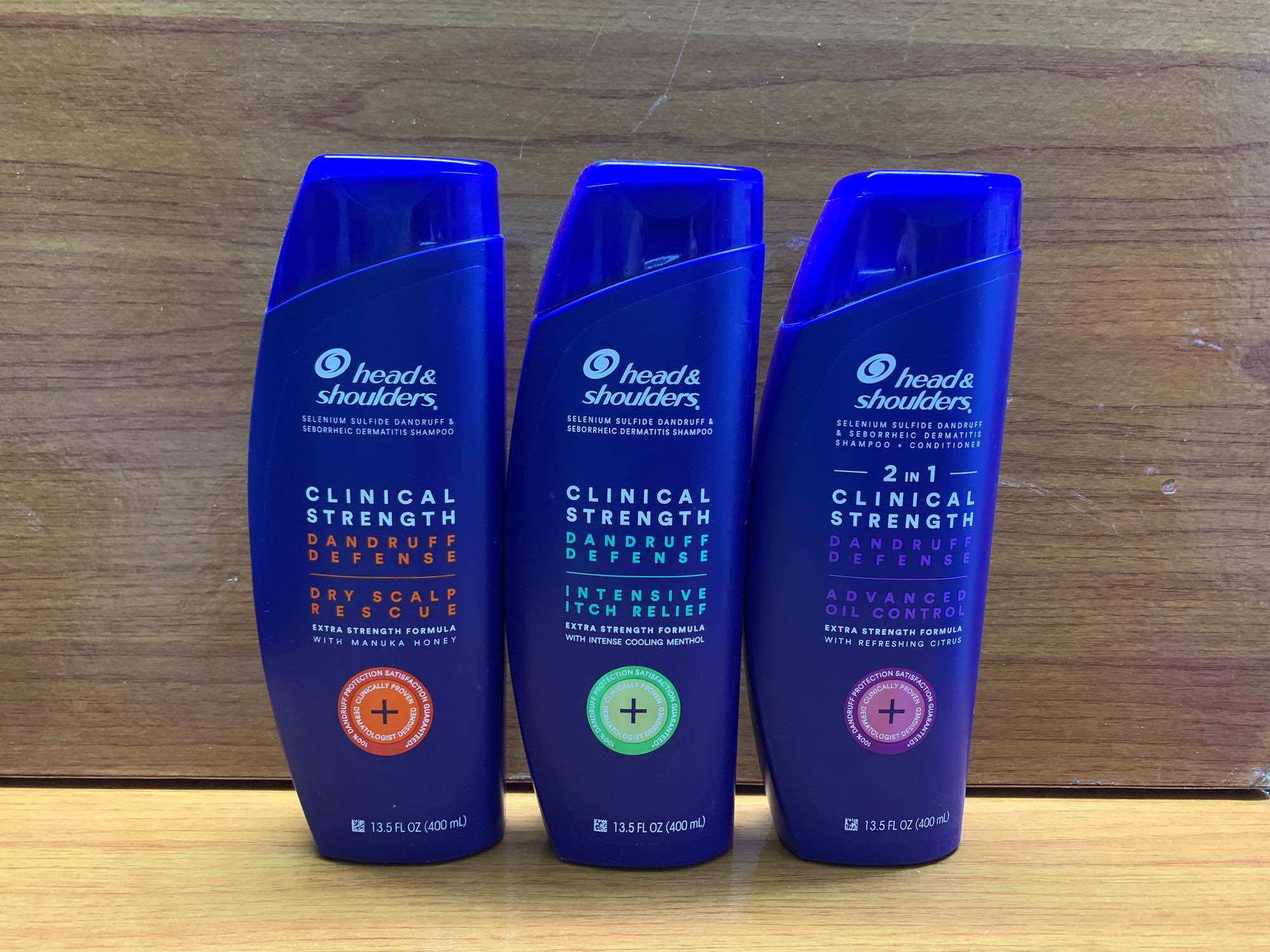 Dầu Gội Sạch Gàu Head & Shoulders Clinical Strength Dandruff Defense 400ml-Chuẩn Mỹ