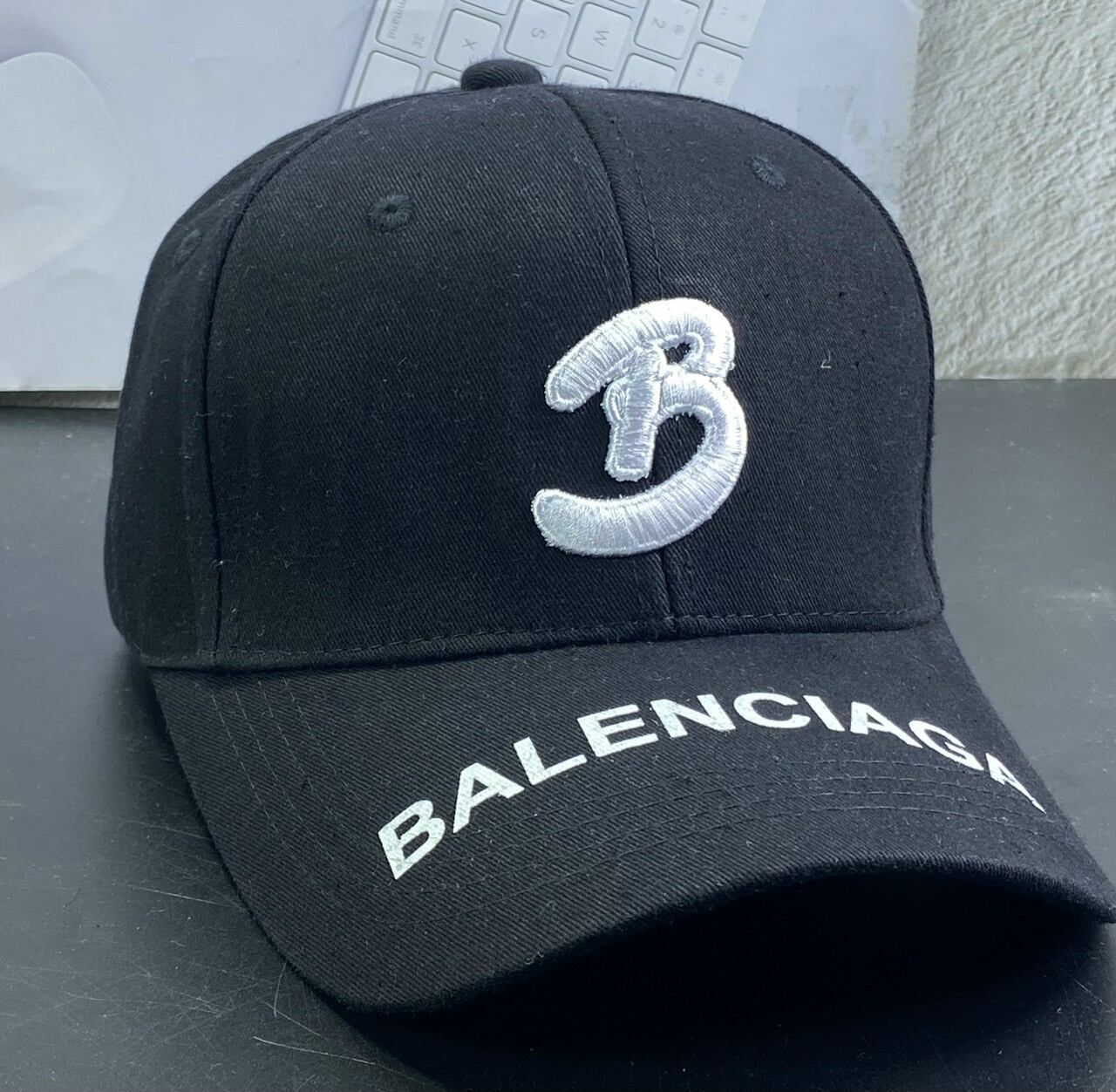Nón kaki Thêu BALENCIAGA