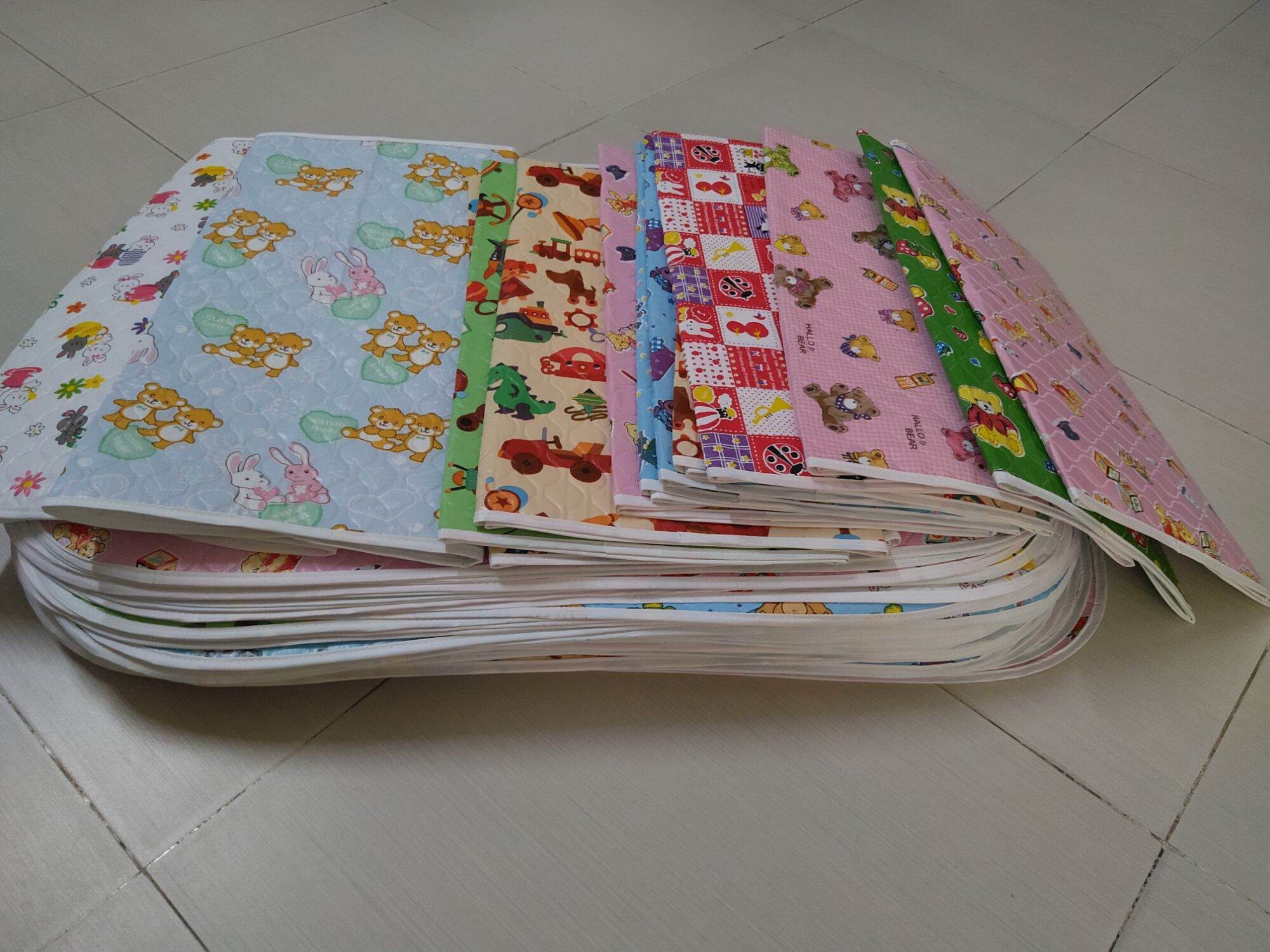 CHIẾU LÓT CHỐNG THẤM CHO BÉ SƠ SINH ( KÍCH THƯỚC 50 CM X 70 CM )