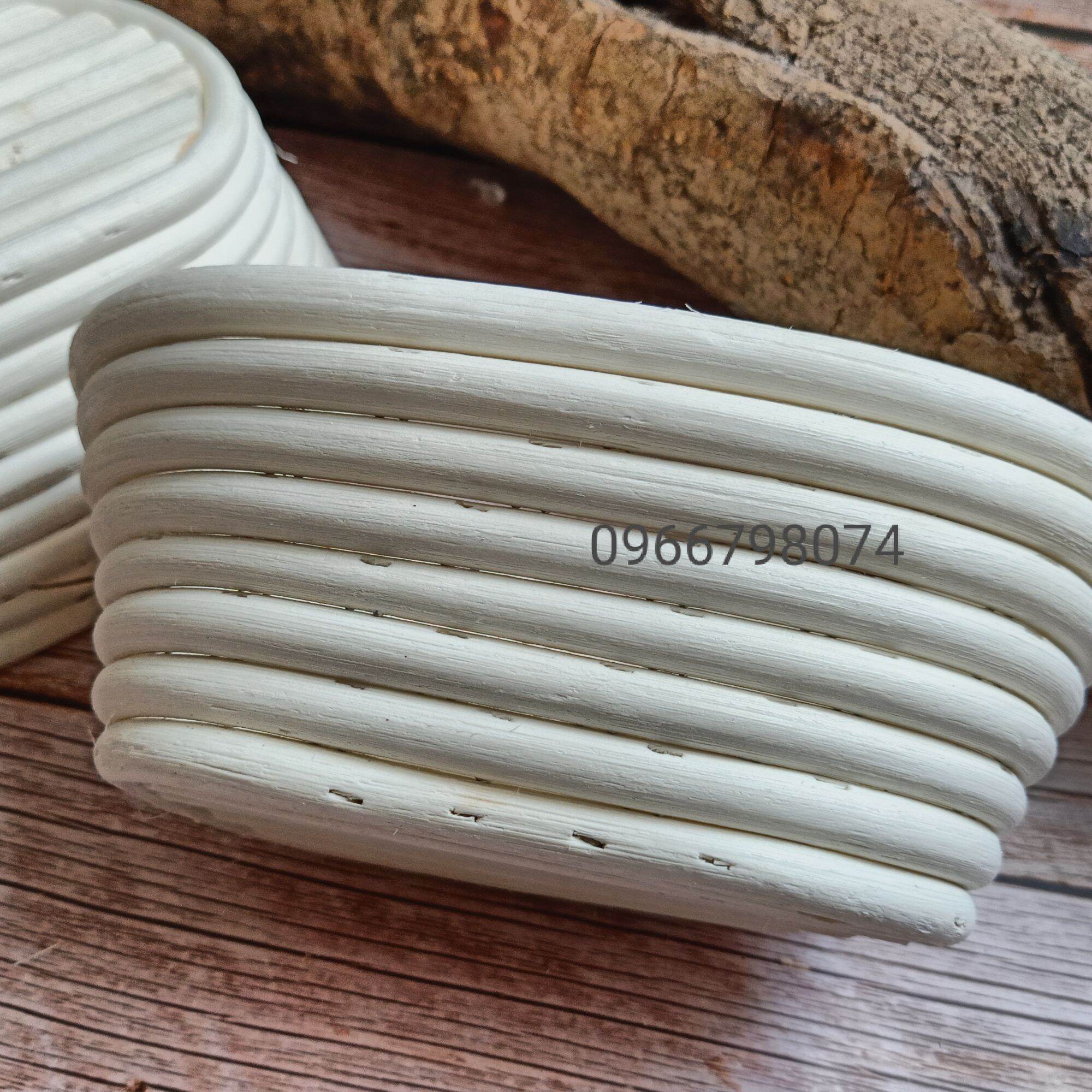 Rổ ủ bánh mì bằng song mây tự nhiên hình tròn, ovan, tam giác có vải lót đi kèm