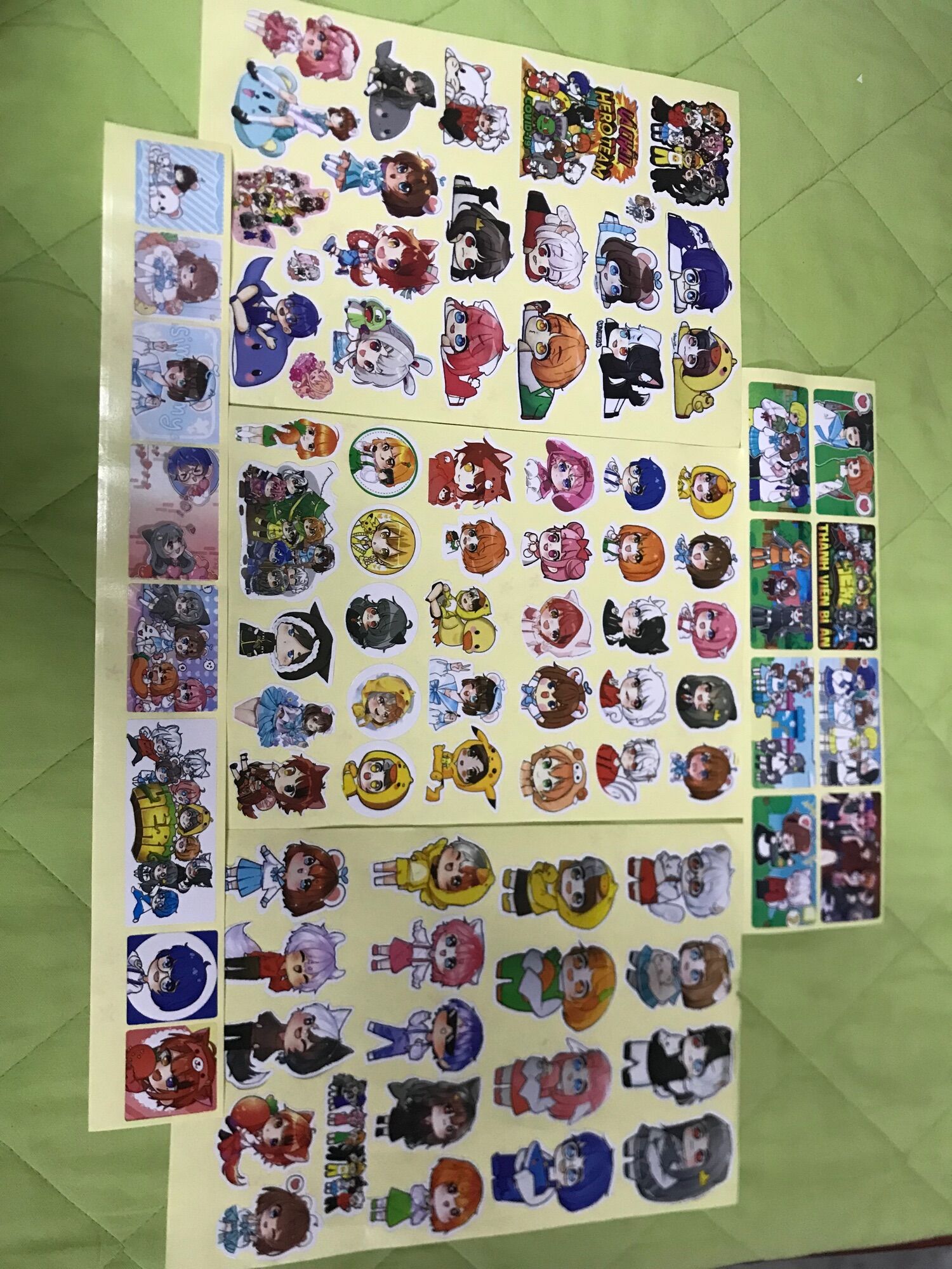 Bộ hình dán sticker Hero Team trên 80 miếng dán