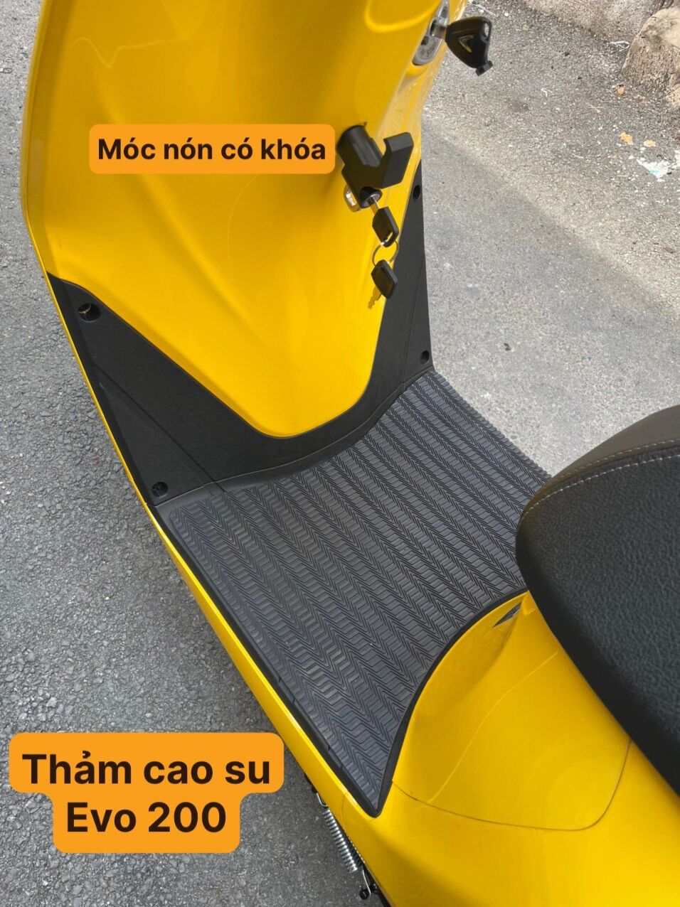 MÓC TREO ĐỒ CÓ KHÓA XE EVO 200
