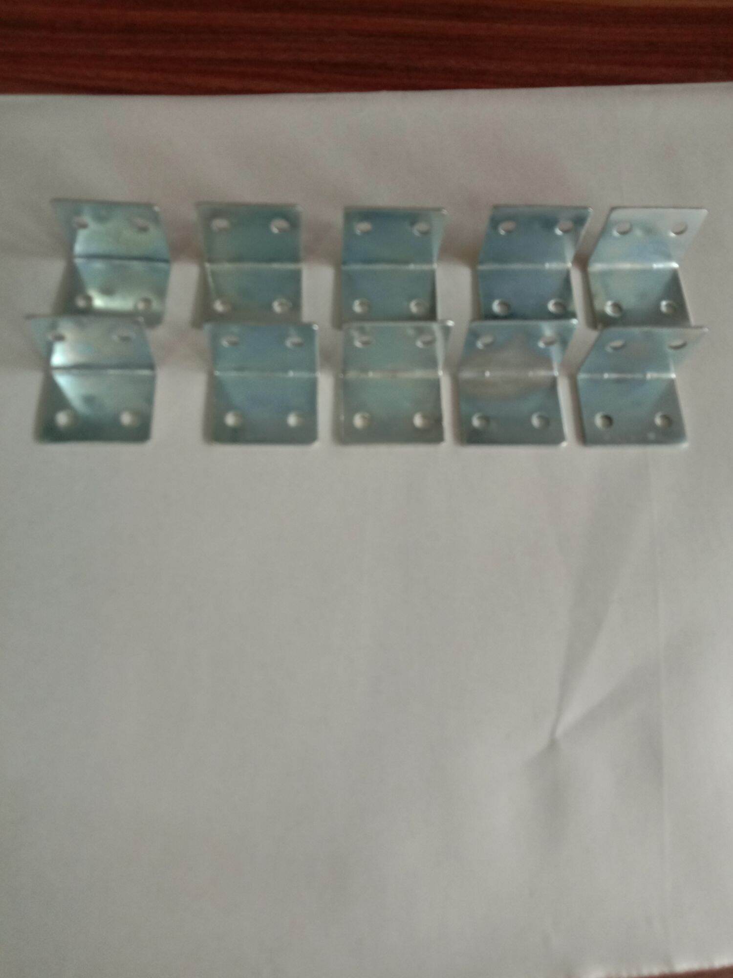 10cái ke góc sắt 4lỗ
