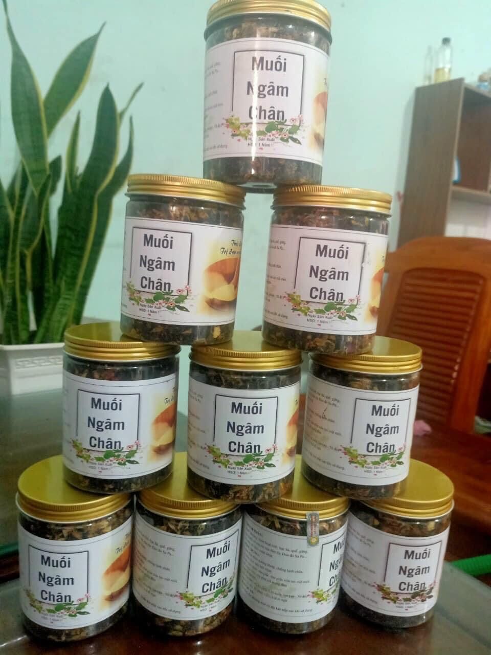 1 hộp Muối ngâm chân thảo dược dân tộc dao Đỏ
