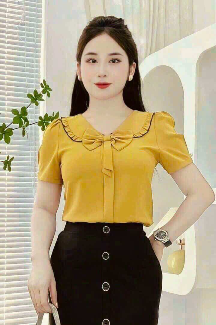 Áo cổ tròn nhúng bèo