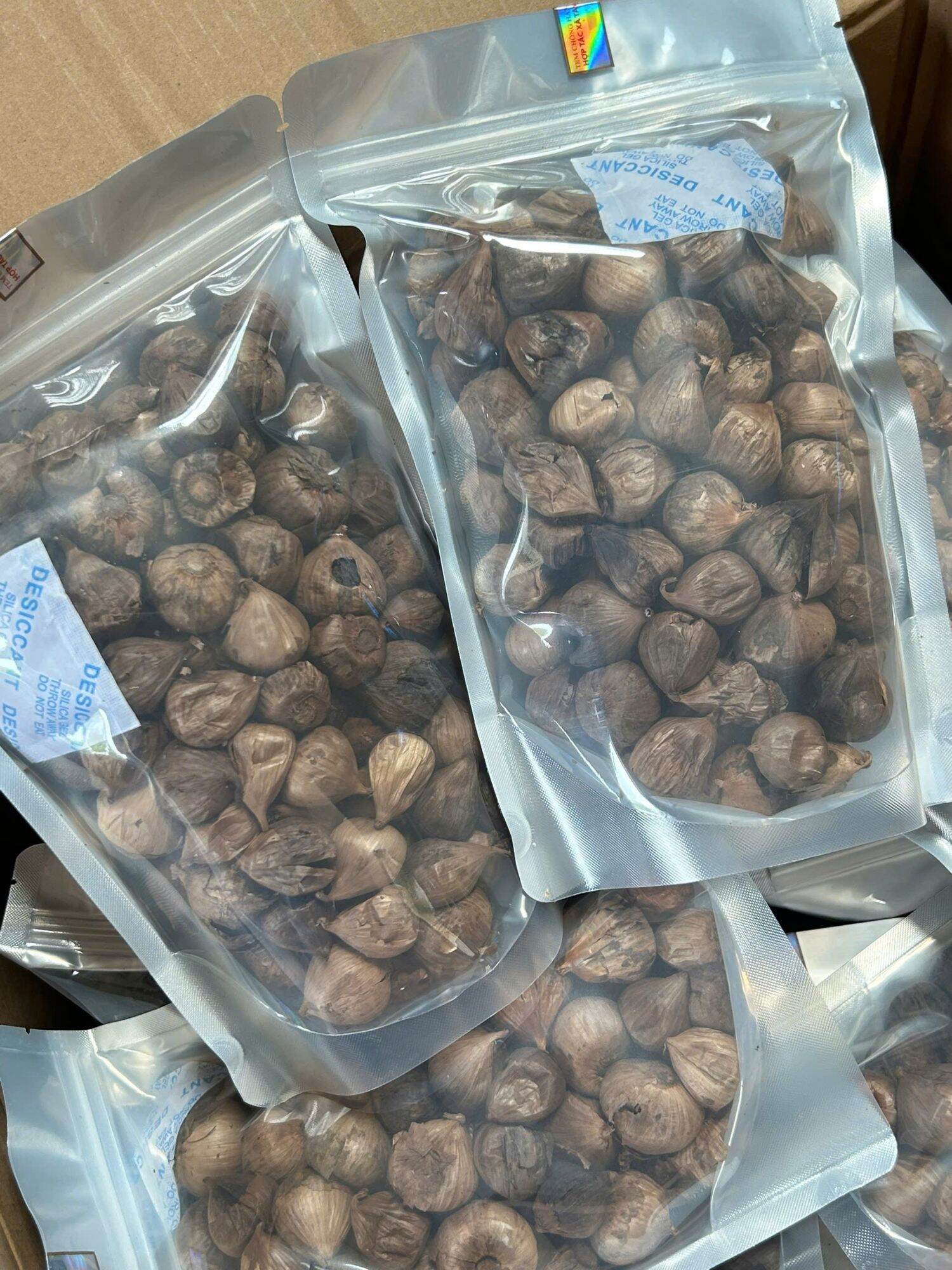 Tỏi Đen Cô Đơn Diệp Bách 500g/1kg