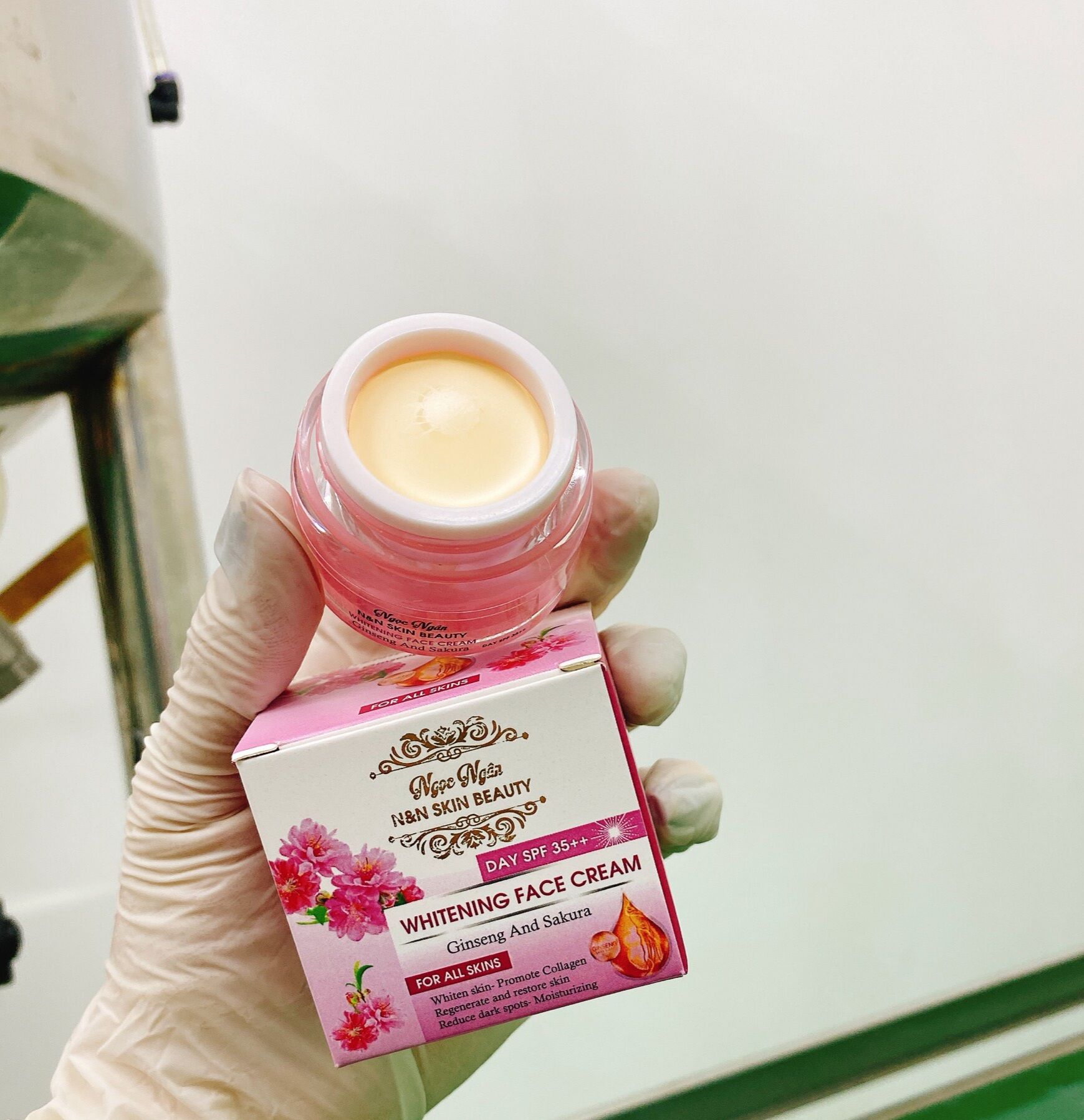 FACE HỒNG SÂM & HOA ANH ĐÀO ( DƯỠNG TRẮNG NHANH BAN ĐÊM )