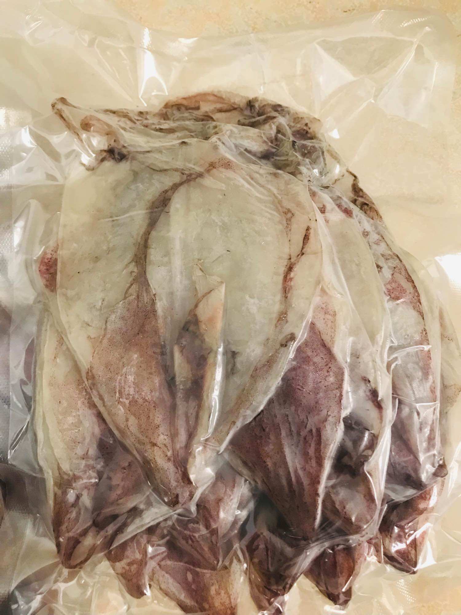 Mực khô Biển Vàm Láng Gò Công trắng và rất ngọt 500gram loại 55-60 con