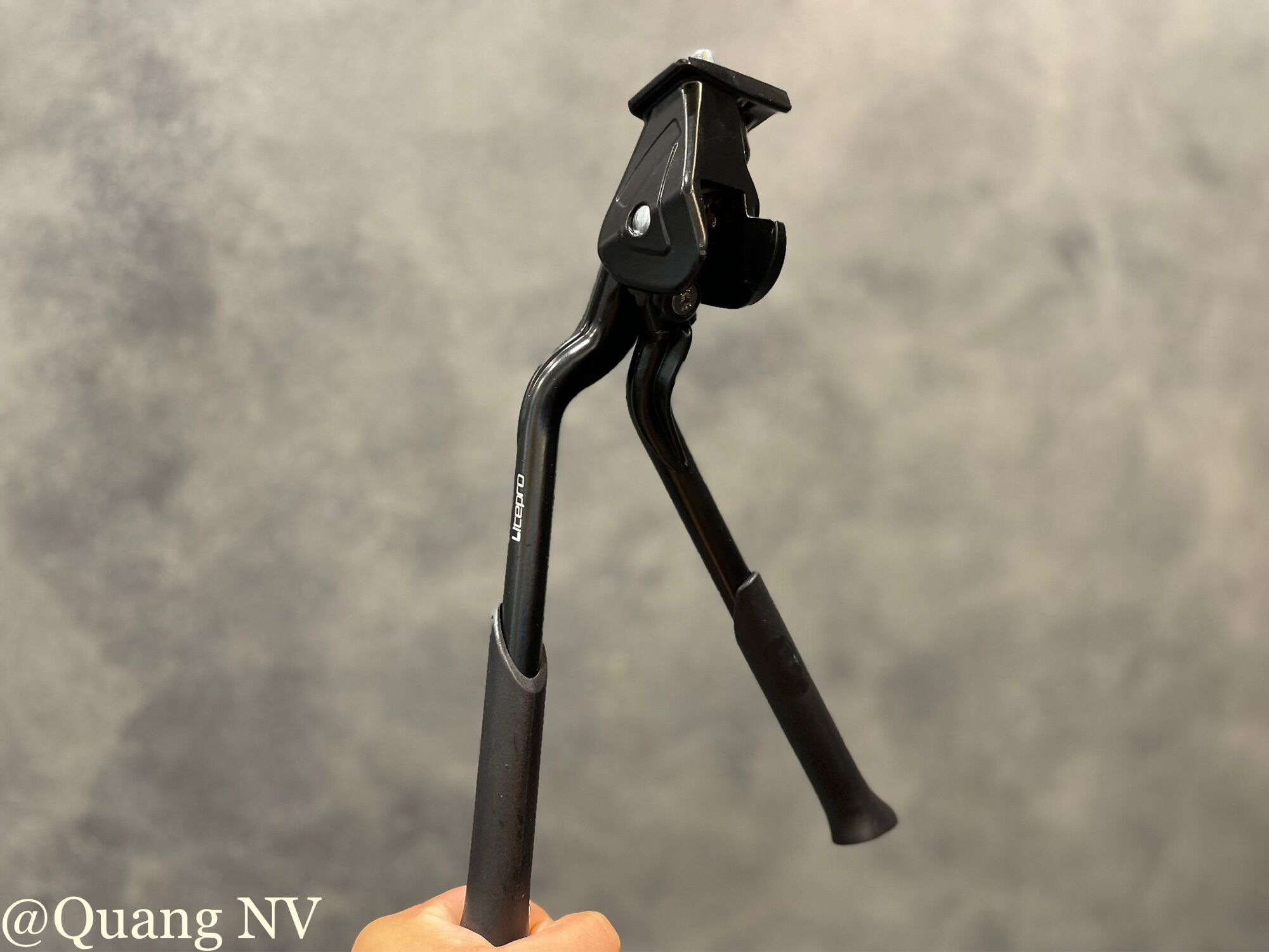 Chân chống giữa xe đạp Litepro