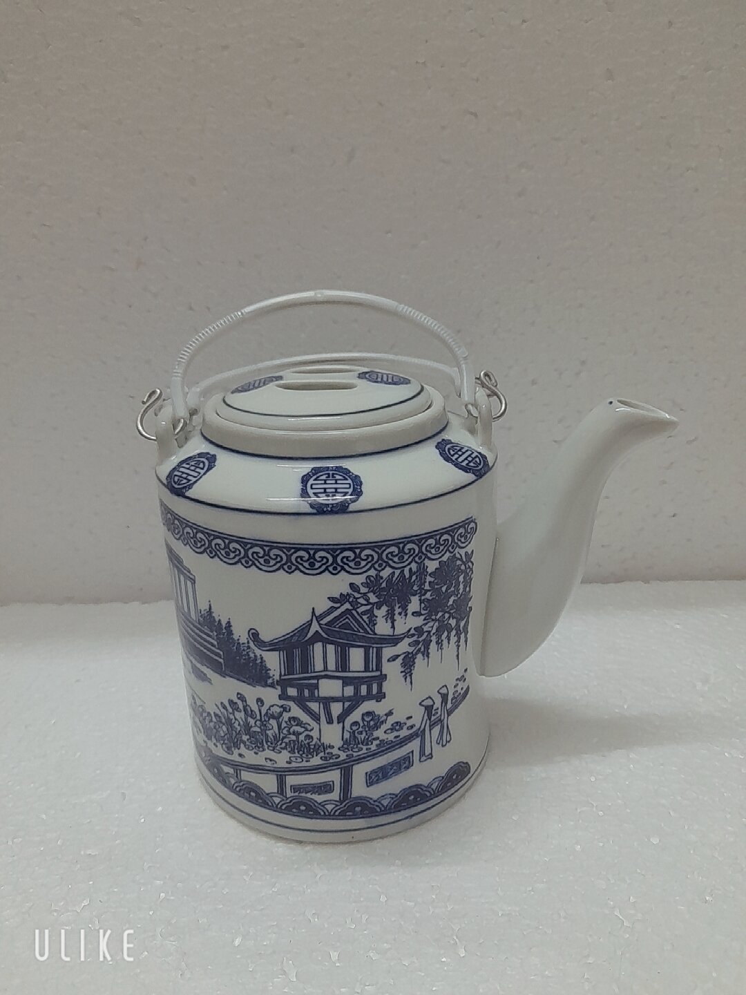 Ấm tích Bát Tràng- 1,5Lít