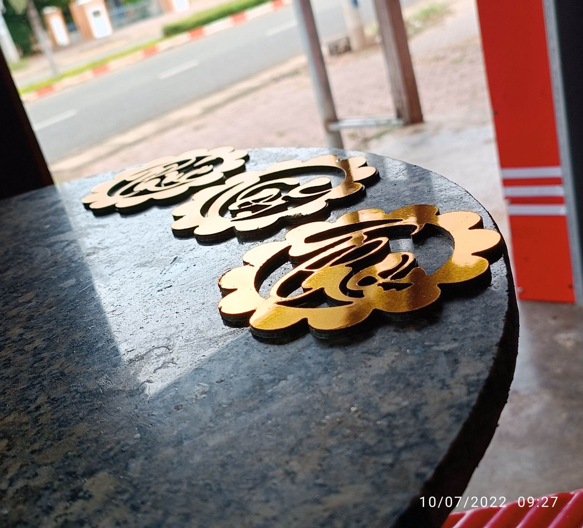 Bộ chữ Phúc Lộc Thọ chất liệu alu gương vàng sáng bóng cắt CNC 11x11x0.3 cm